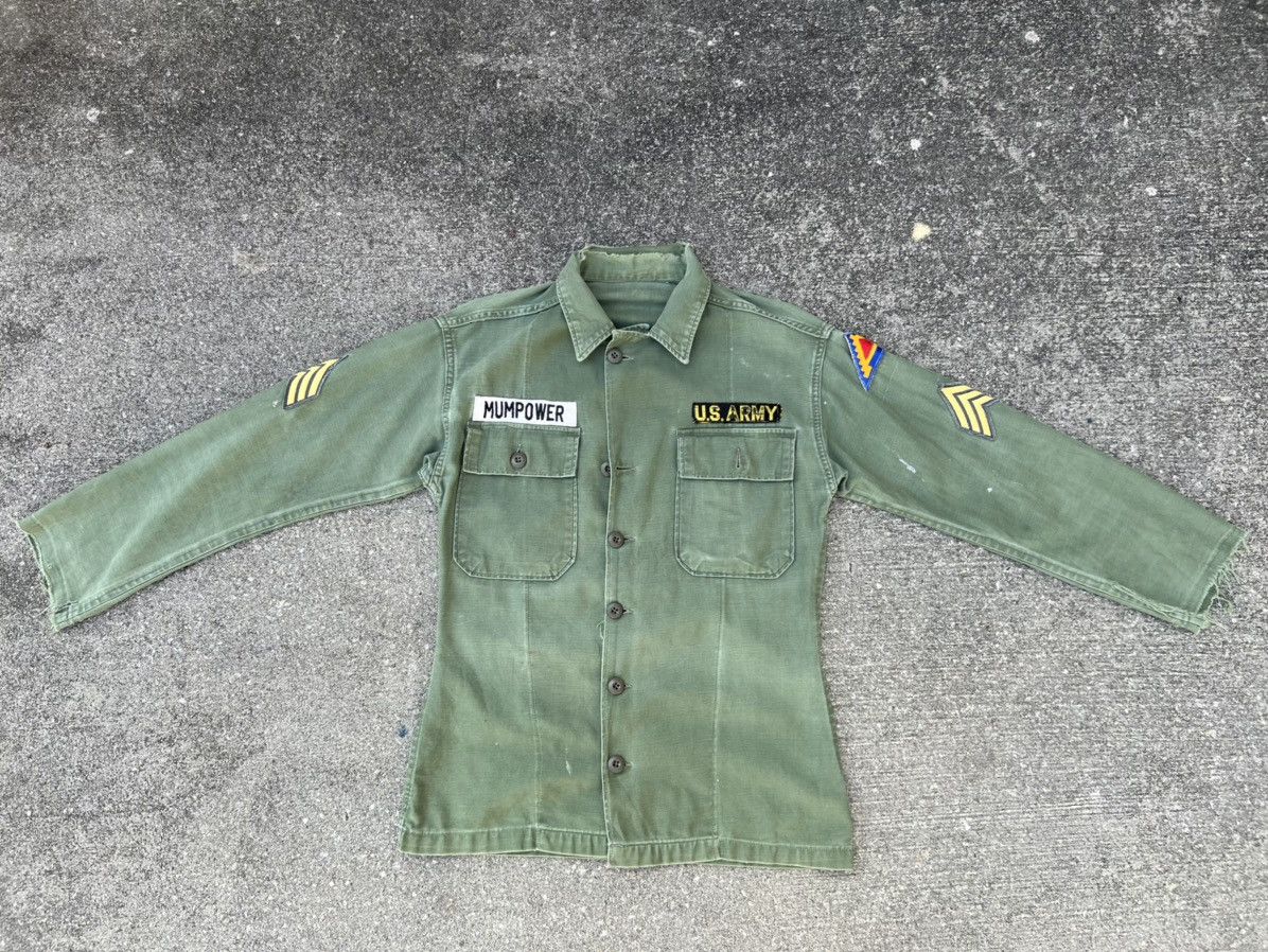 Vintage Vintage 70s US Military Fade Olive Green Rips Trashed Shirt Size US M / EU 48-50 / 2 - 1 Thumbnail