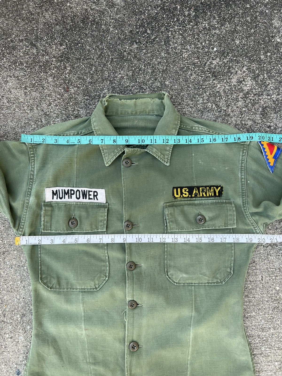 Vintage Vintage 70s US Military Fade Olive Green Rips Trashed Shirt Size US M / EU 48-50 / 2 - 2 Thumbnail