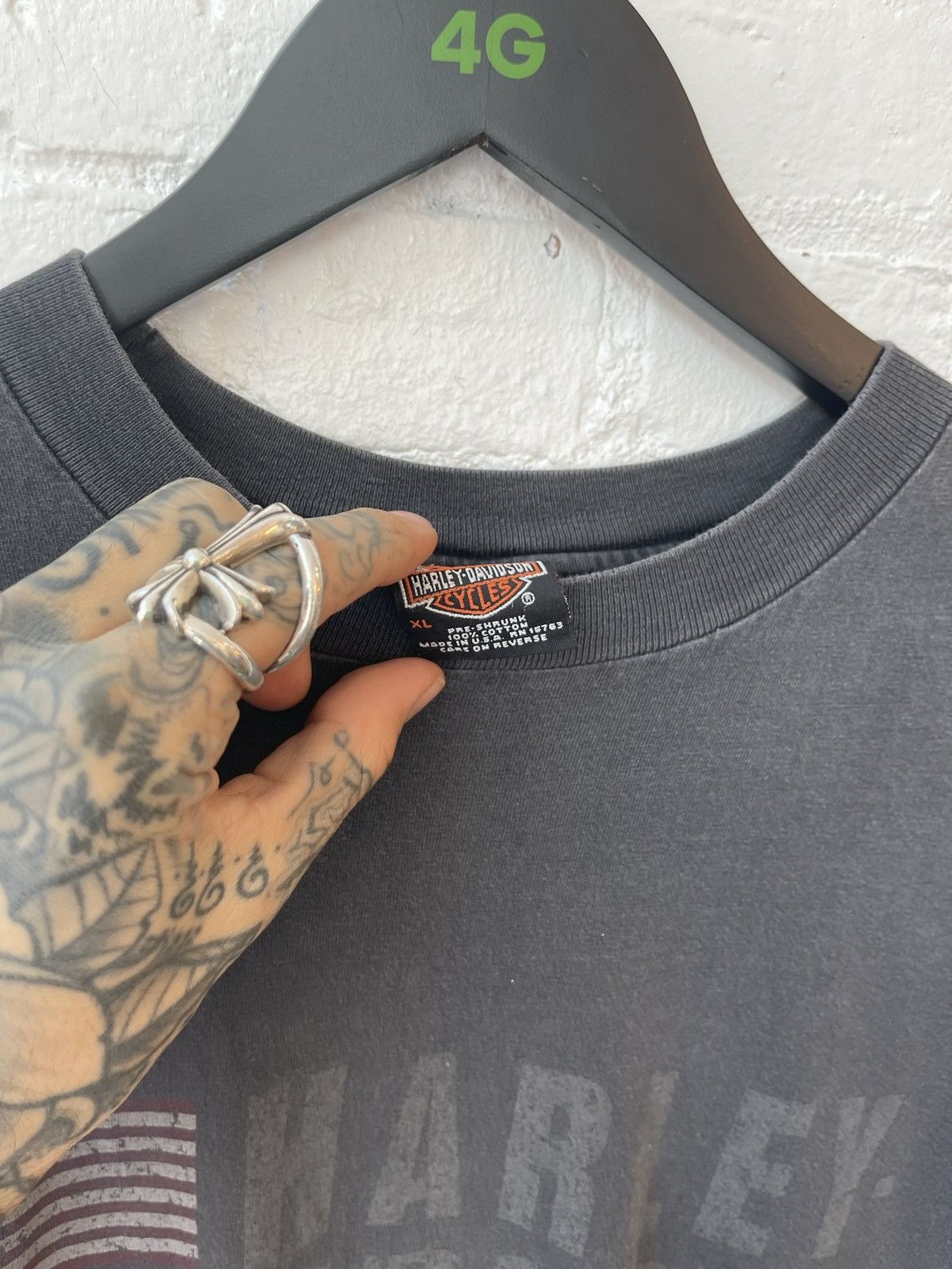 Harley Davidson × Vintage Vintage THRASHED Sun Fade Classic Harley Davidson Shirt XL Size US XL / EU 56 / 4 - 5 Thumbnail