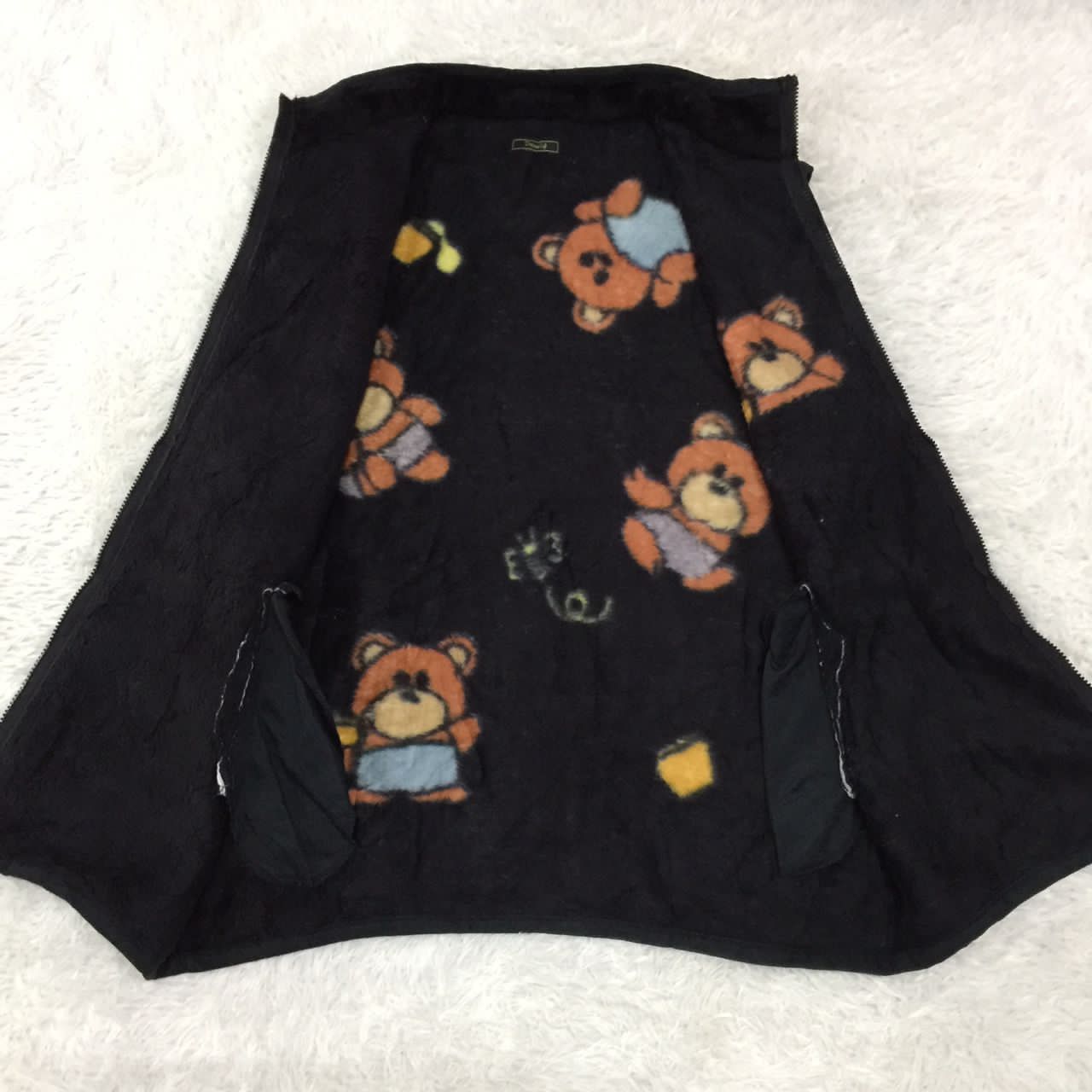 Japanese Brand Bear Printed Vest Fleece Size US M / EU 48-50 / 2 - 3 Thumbnail
