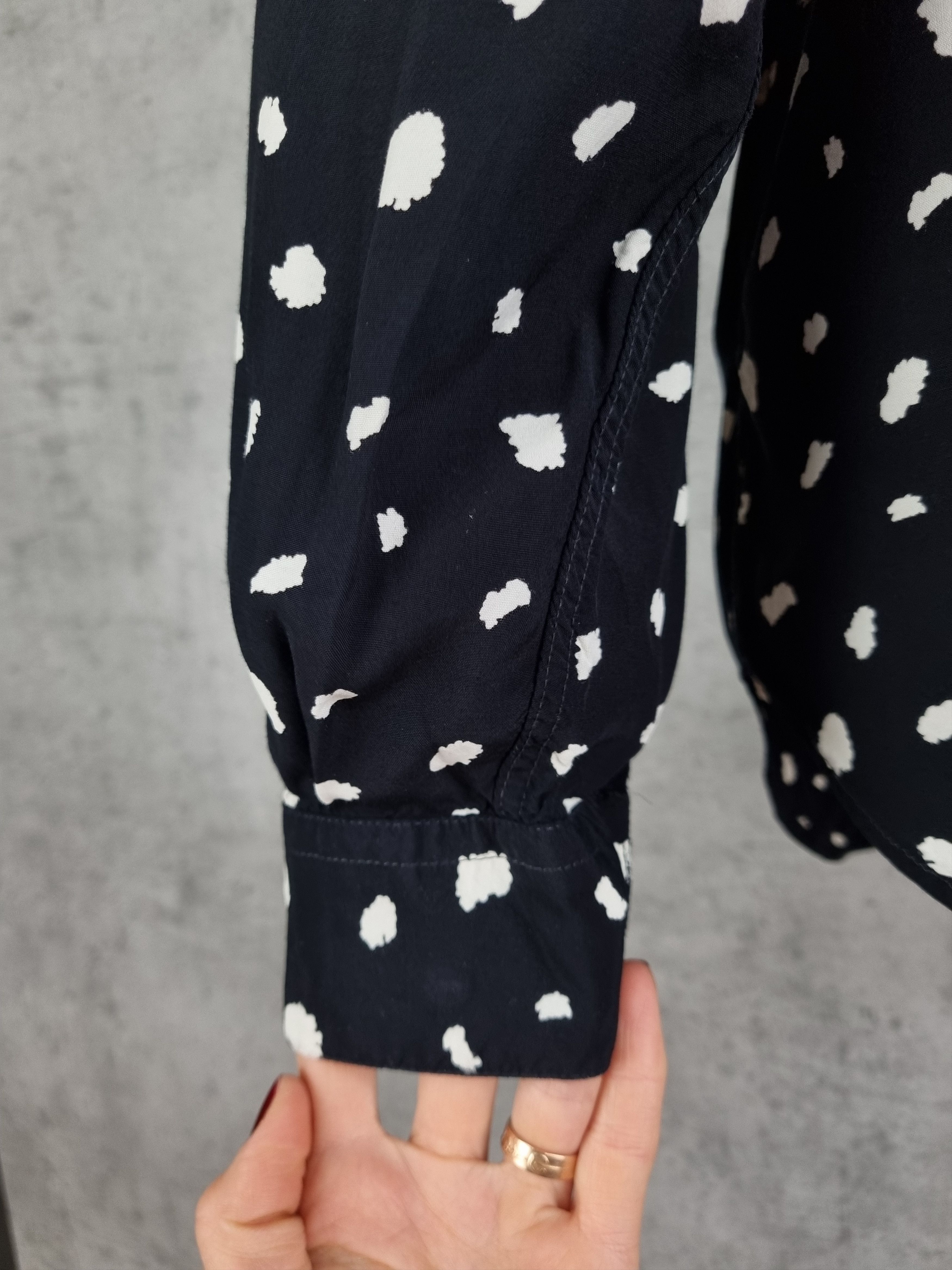Other Rare STEFANEL Made in Italy Viscose Shirt dot design Size US L / EU 52-54 / 3 - 12 Thumbnail
