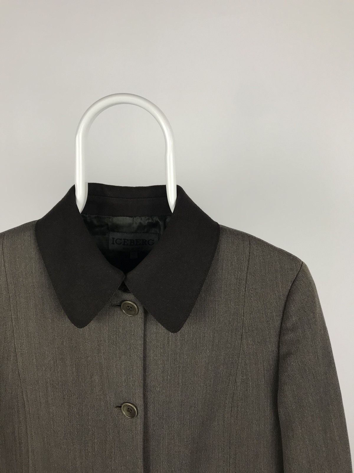 Iceberg Vintage Iceberg History Italy Trench Size M / US 6-8 / IT 42-44 - 2 Thumbnail