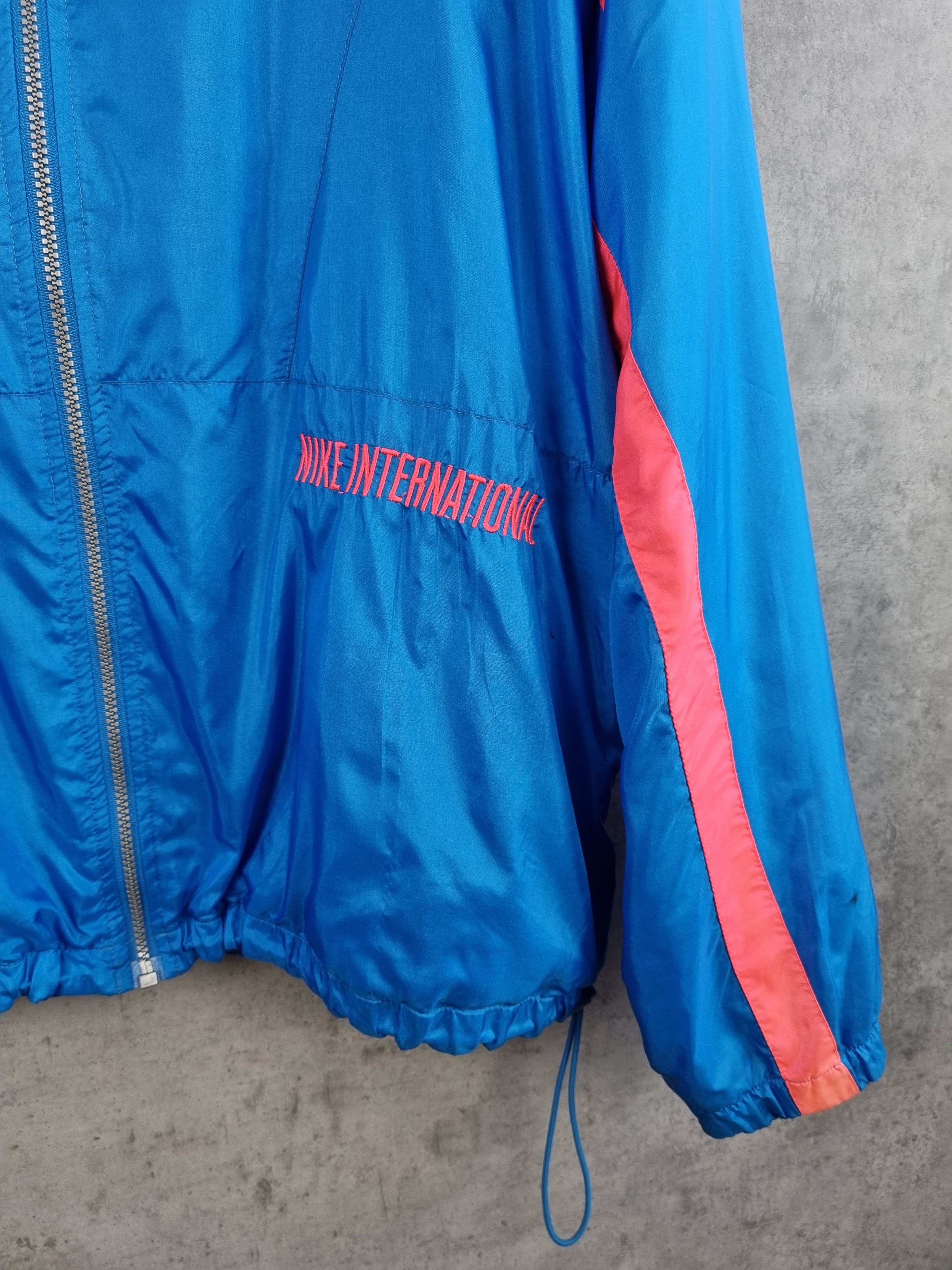 Nike × Vintage 90s Nike International Vintage nylon track jacket Size US L / EU 52-54 / 3 - 6 Thumbnail