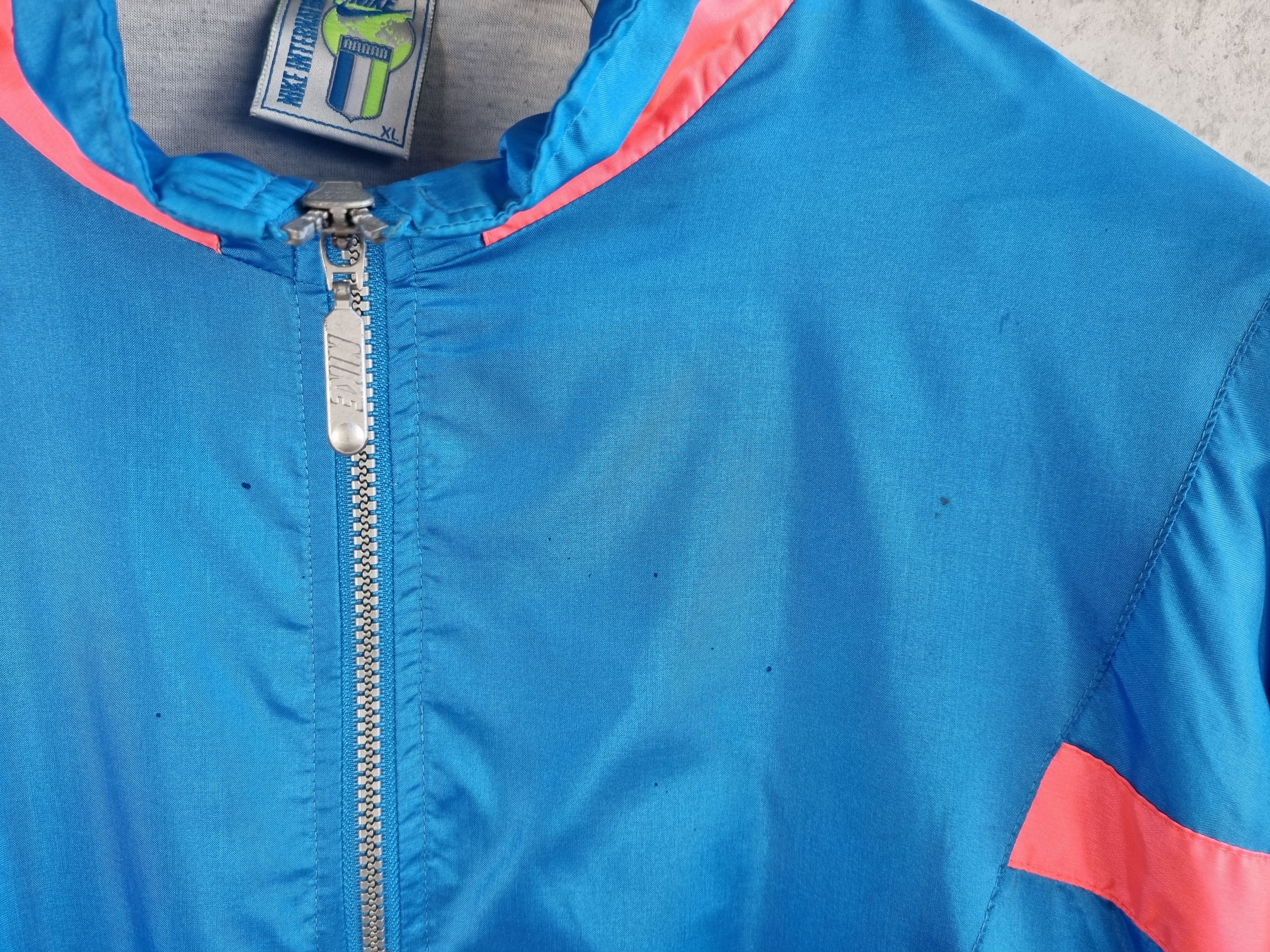 Nike × Vintage 90s Nike International Vintage nylon track jacket Size US L / EU 52-54 / 3 - 12 Thumbnail