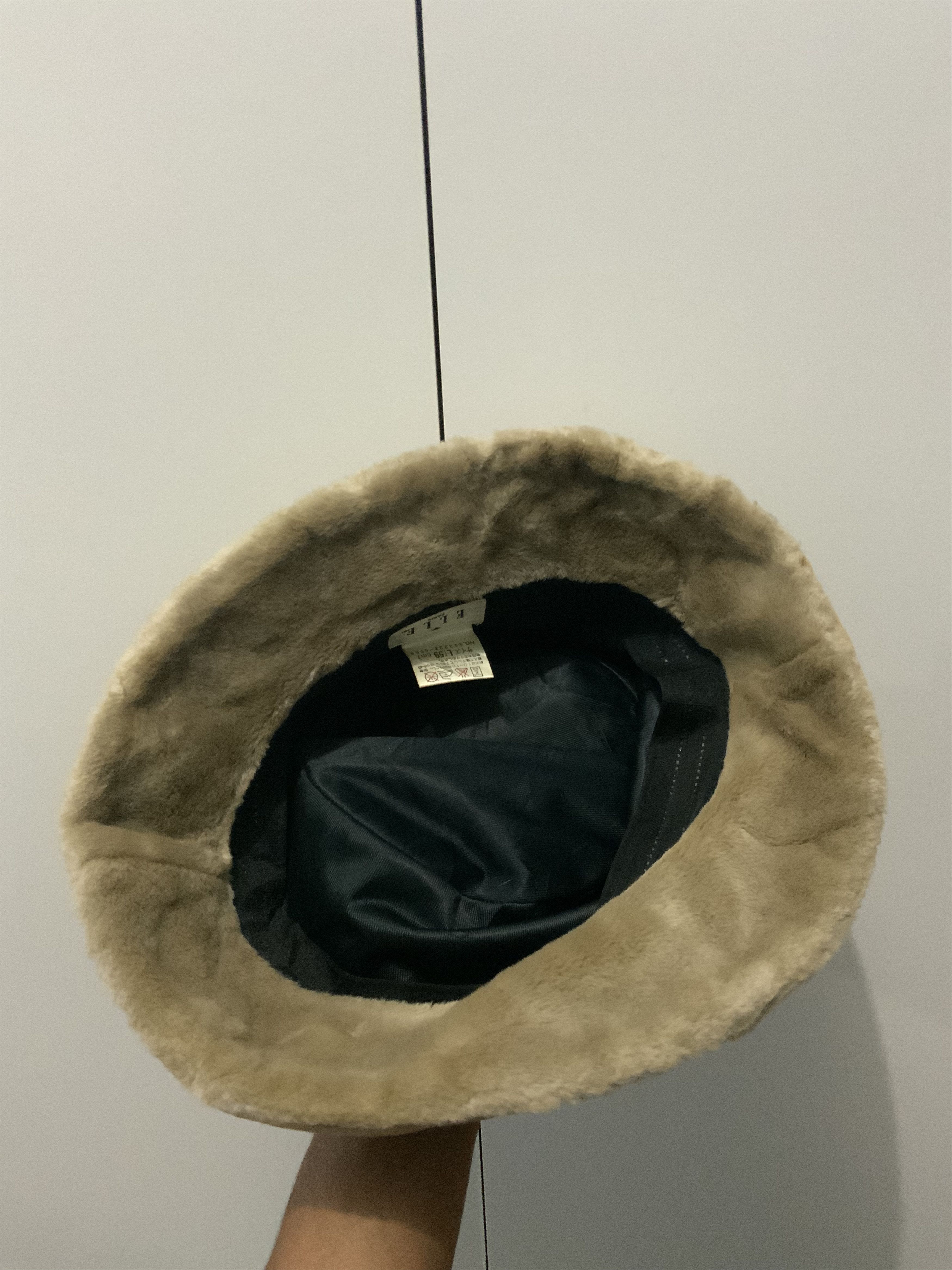Japanese Brand Vintage Elle Paris Faux Fur Bucket Hat cap Size ONE SIZE - 8 Thumbnail