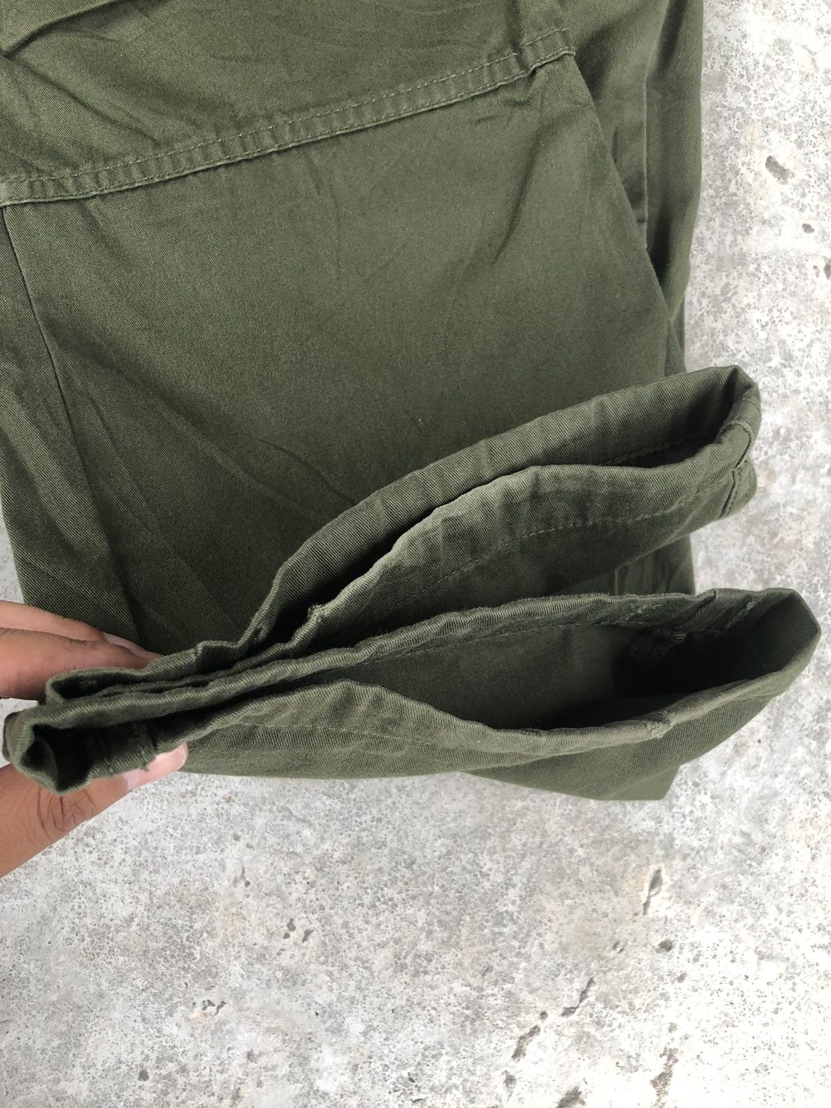 Japanese Brand lucy cargo pants tactical multipocket green Size US 33 - 8 Thumbnail