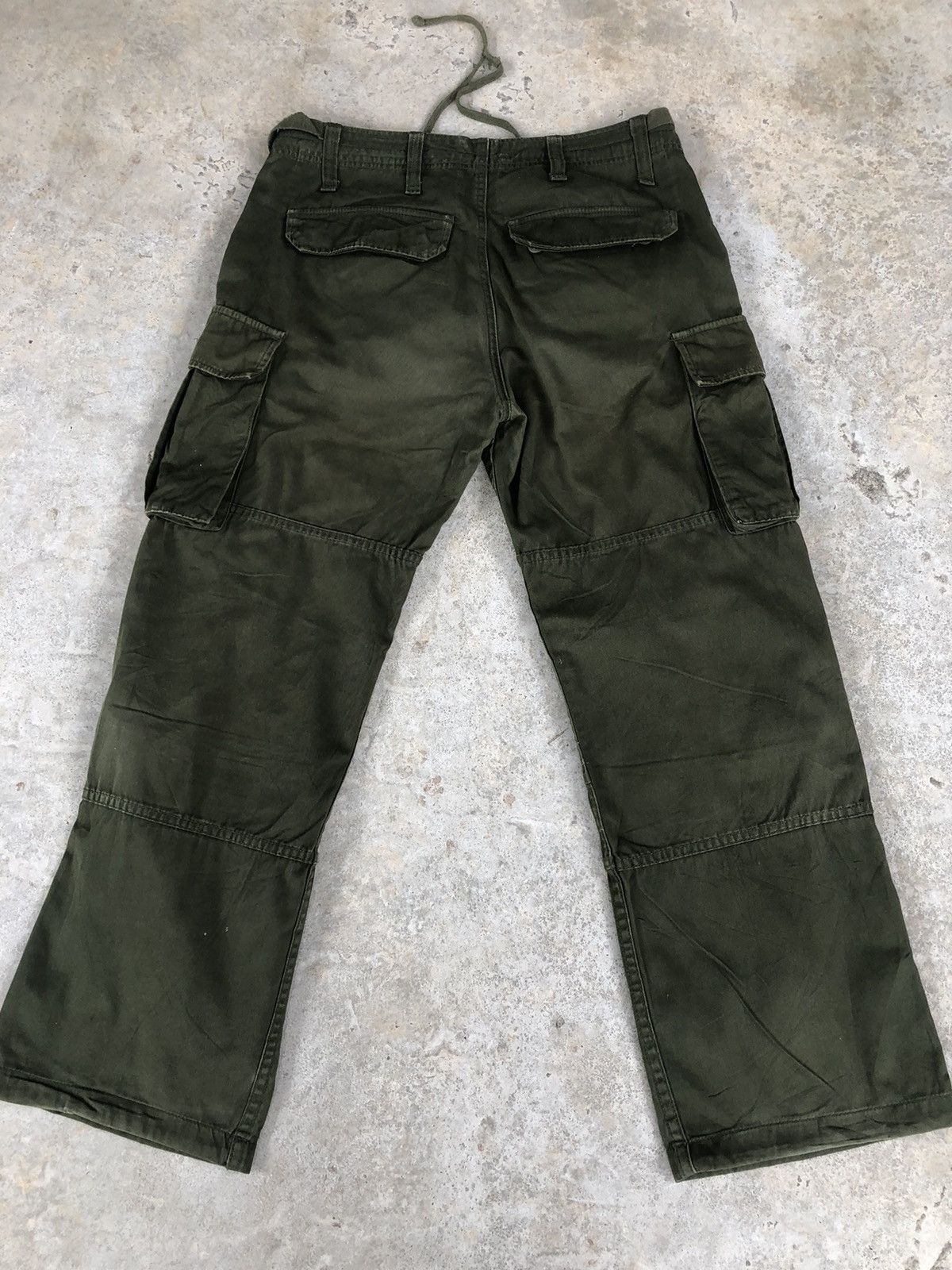 Japanese Brand lucy cargo pants tactical multipocket green Size US 33 - 2 Thumbnail