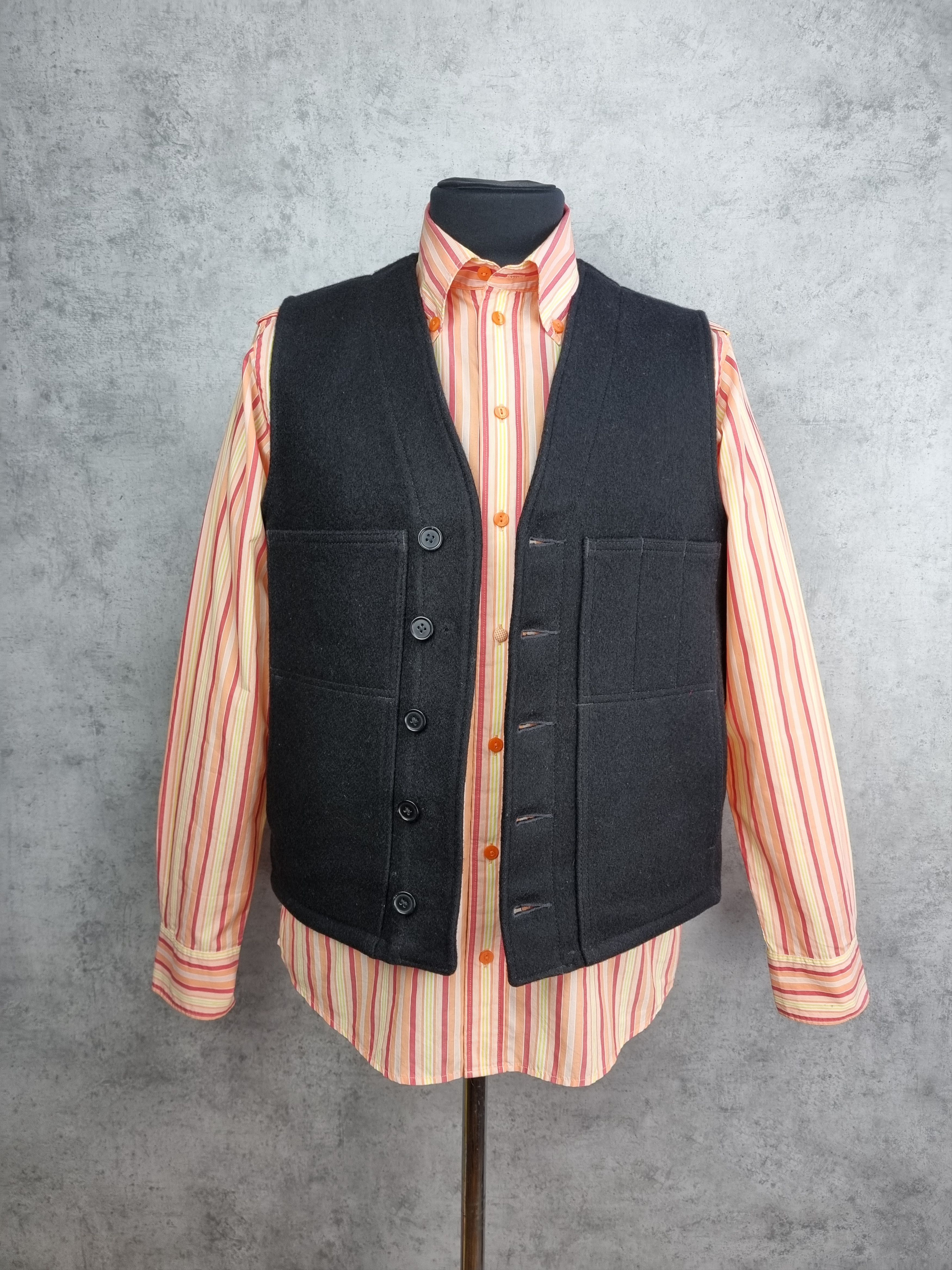 Filson Rare Filson Garment Wool Multipockets Utility Vest Size US M / EU 48-50 / 2 - 2 Thumbnail