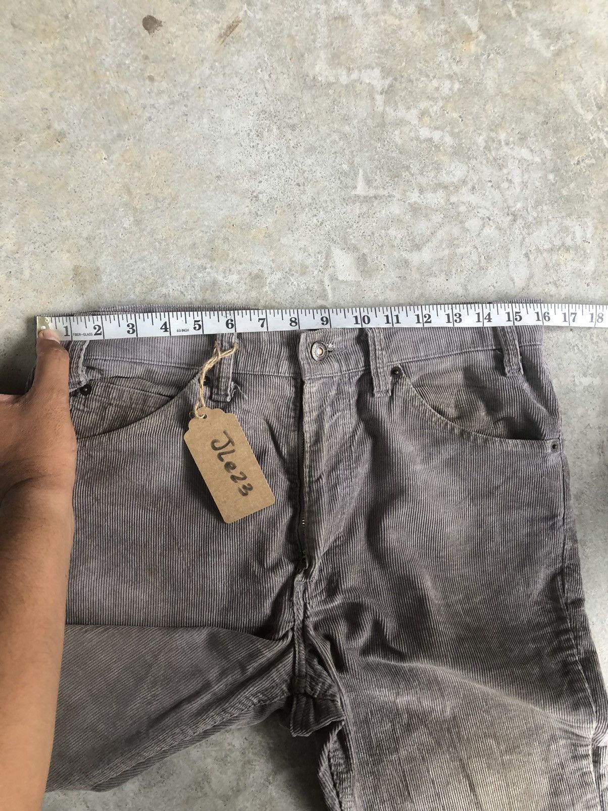 If Six Was Nine Vintage 90’s Levi’s Flared Jeans Corduroy Pants 517 Size US 32 / EU 48 - 15 Thumbnail