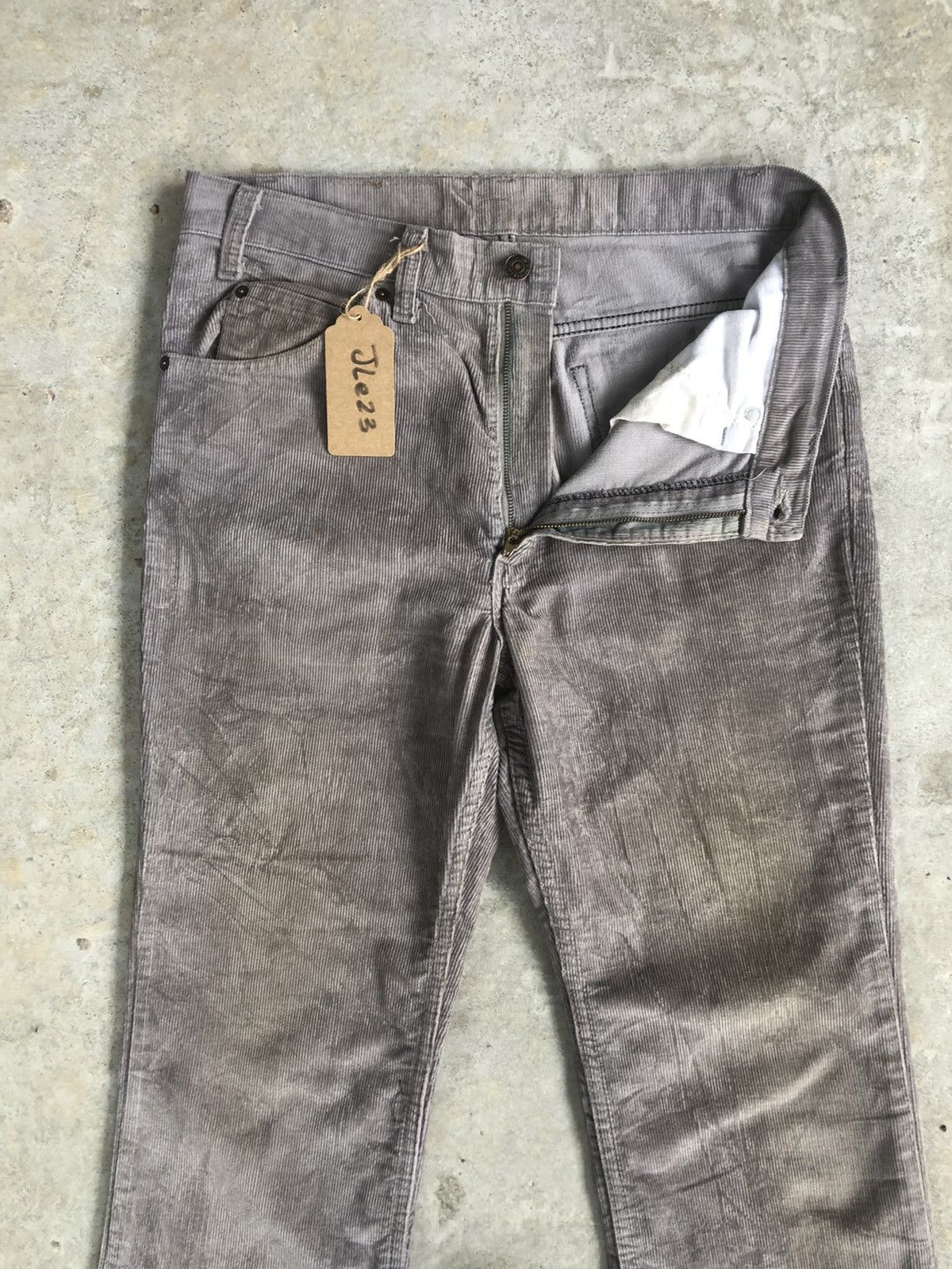 If Six Was Nine Vintage 90’s Levi’s Flared Jeans Corduroy Pants 517 Size US 32 / EU 48 - 2 Thumbnail