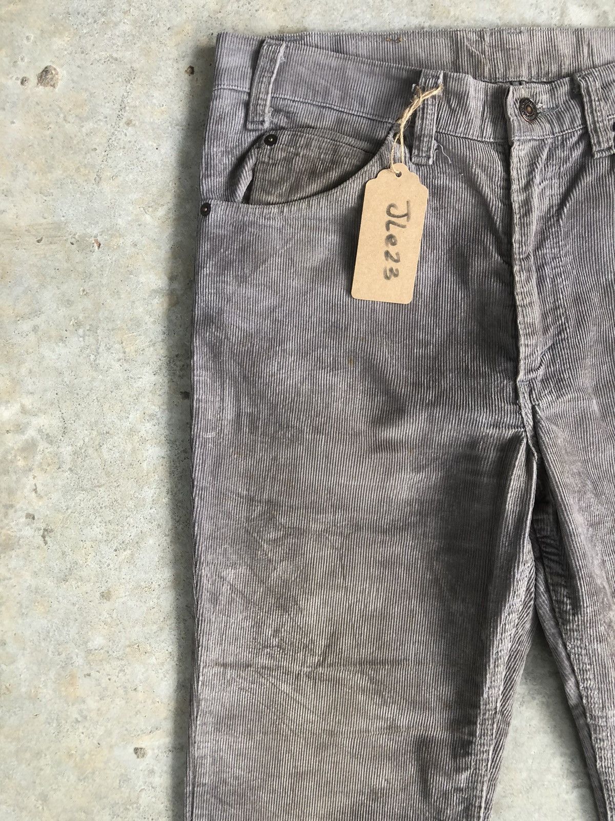 If Six Was Nine Vintage 90’s Levi’s Flared Jeans Corduroy Pants 517 Size US 32 / EU 48 - 3 Thumbnail