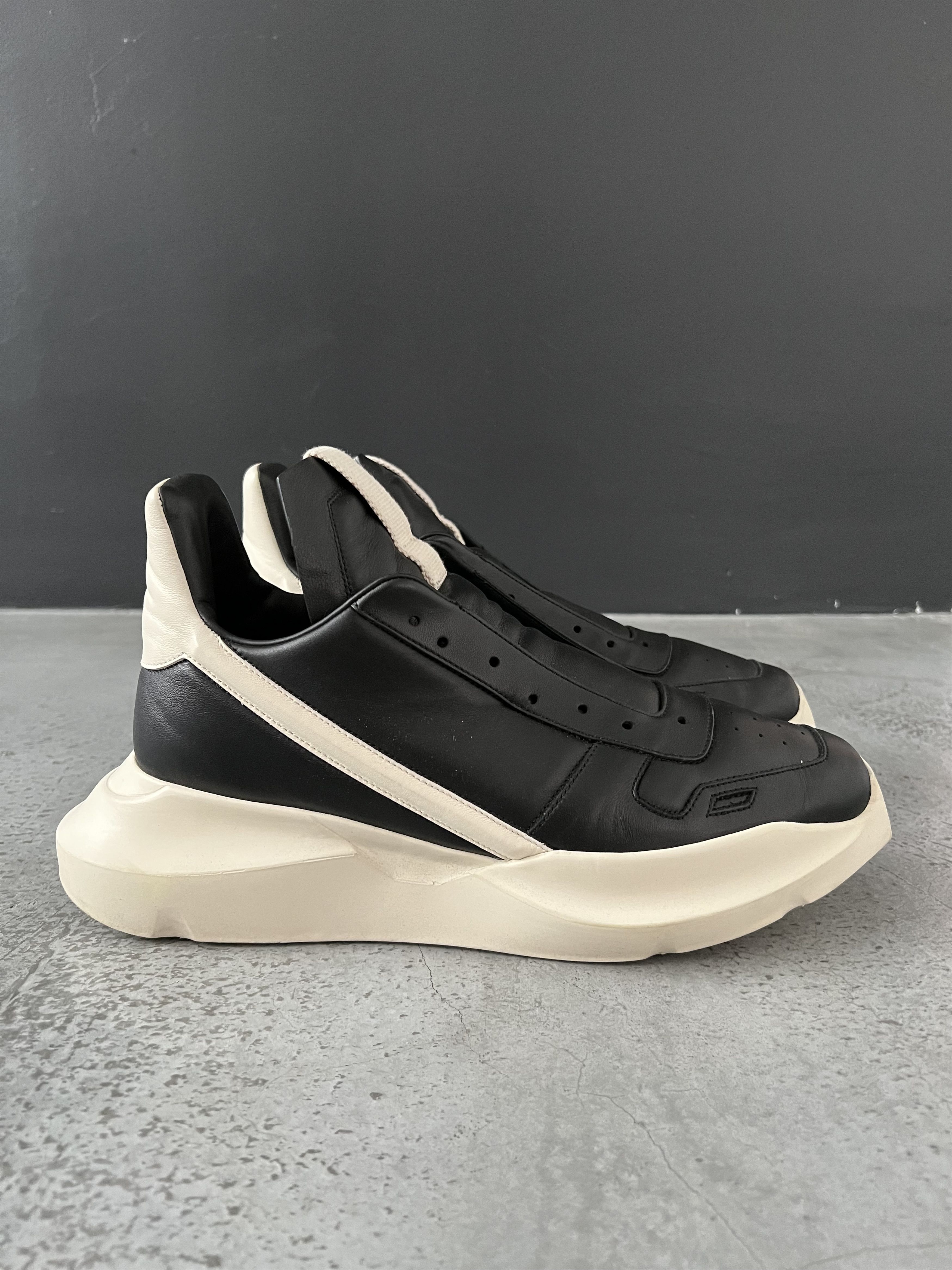 Rick Owens Rick Owens Mainline Geth Runner Black/Milk 43 | Grailed