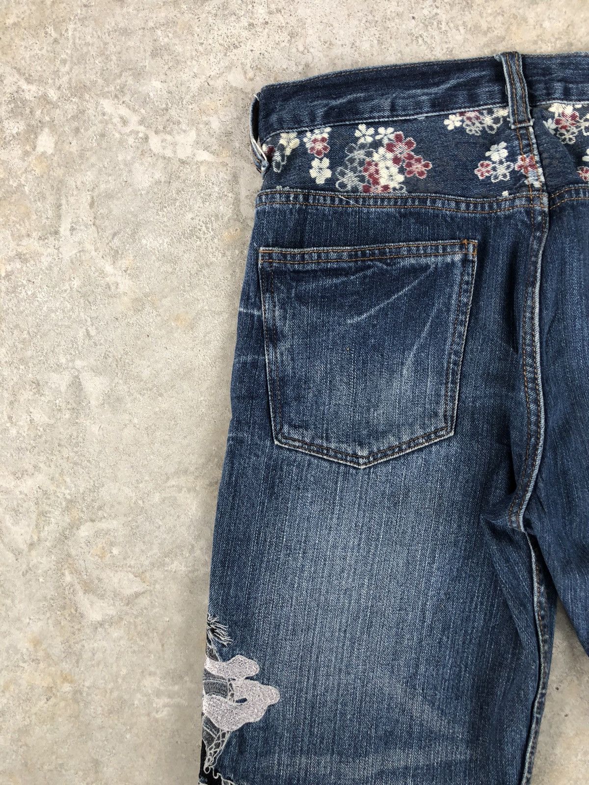 Japanese Brand Japanese Ruden Dragon Embroidered Jeans Distressed Jeans Size US 31 - 13 Thumbnail