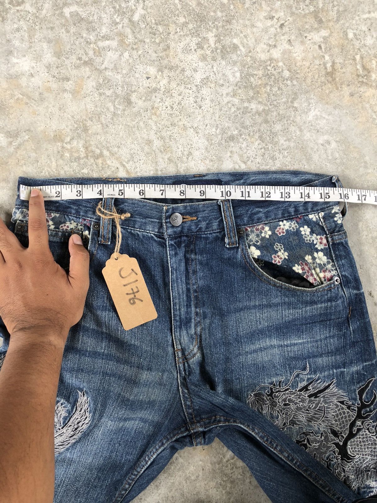 Japanese Brand Japanese Ruden Dragon Embroidered Jeans Distressed Jeans Size US 31 - 19 Thumbnail