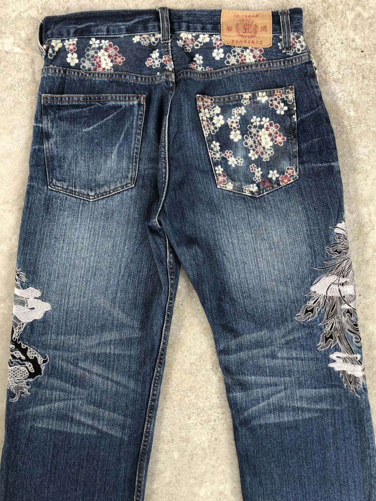 Japanese Brand Japanese Ruden Dragon Embroidered Jeans Distressed Jeans Size US 31 - 12 Thumbnail