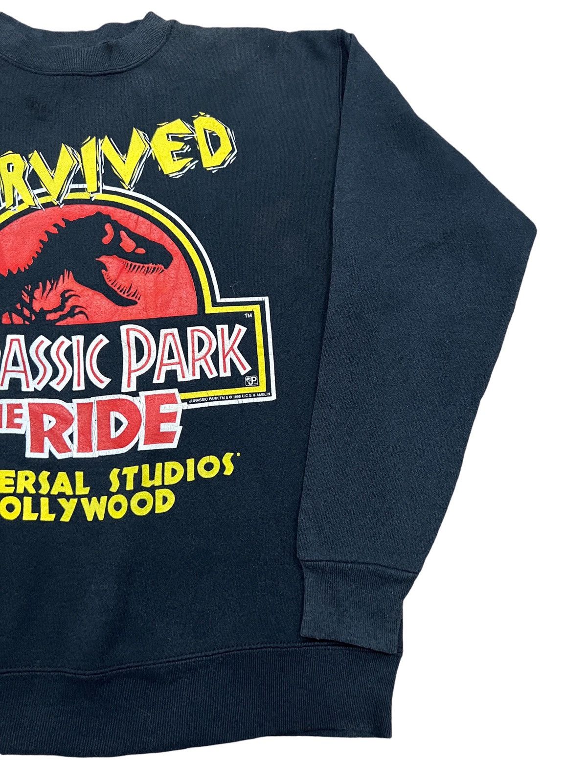 🔥MEGA RARE🔥Vintage 96 Jurassic Park Sun Faded Movie Sweater