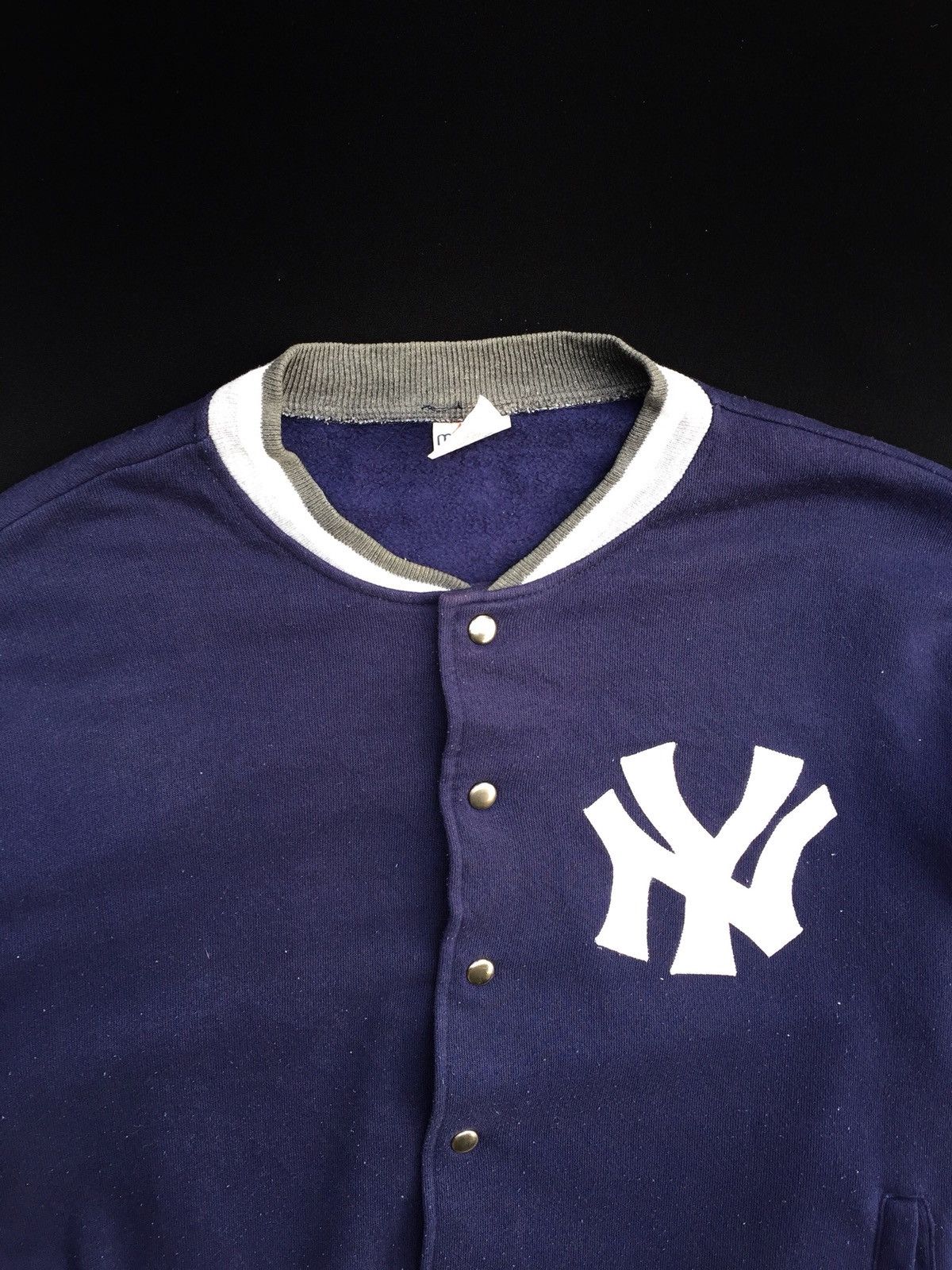 Majestic × New York Yankees Vintage NY Yankees Button Sweatshirt Size US L / EU 52-54 / 3 - 1 Thumbnail