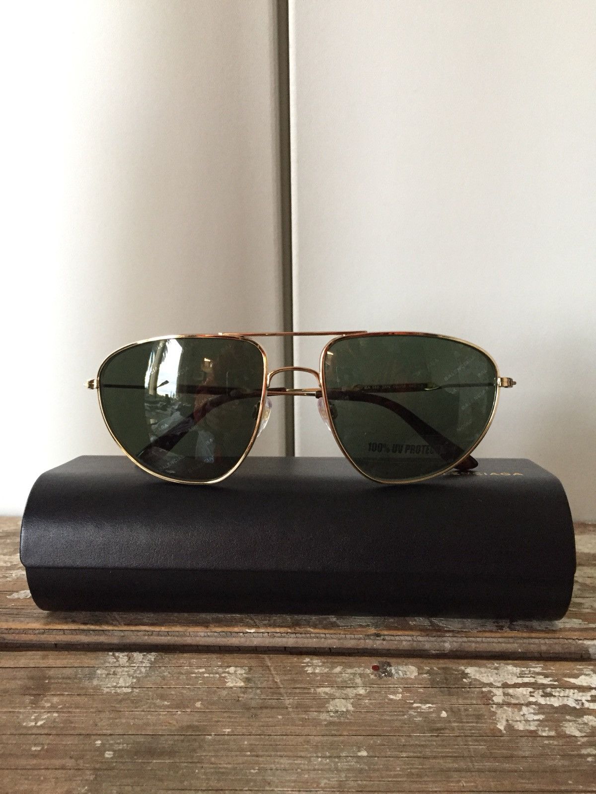 image of Balenciaga Intarsia Logo Aviator Sunglasses - Gold / Green in Dark Green, Men's