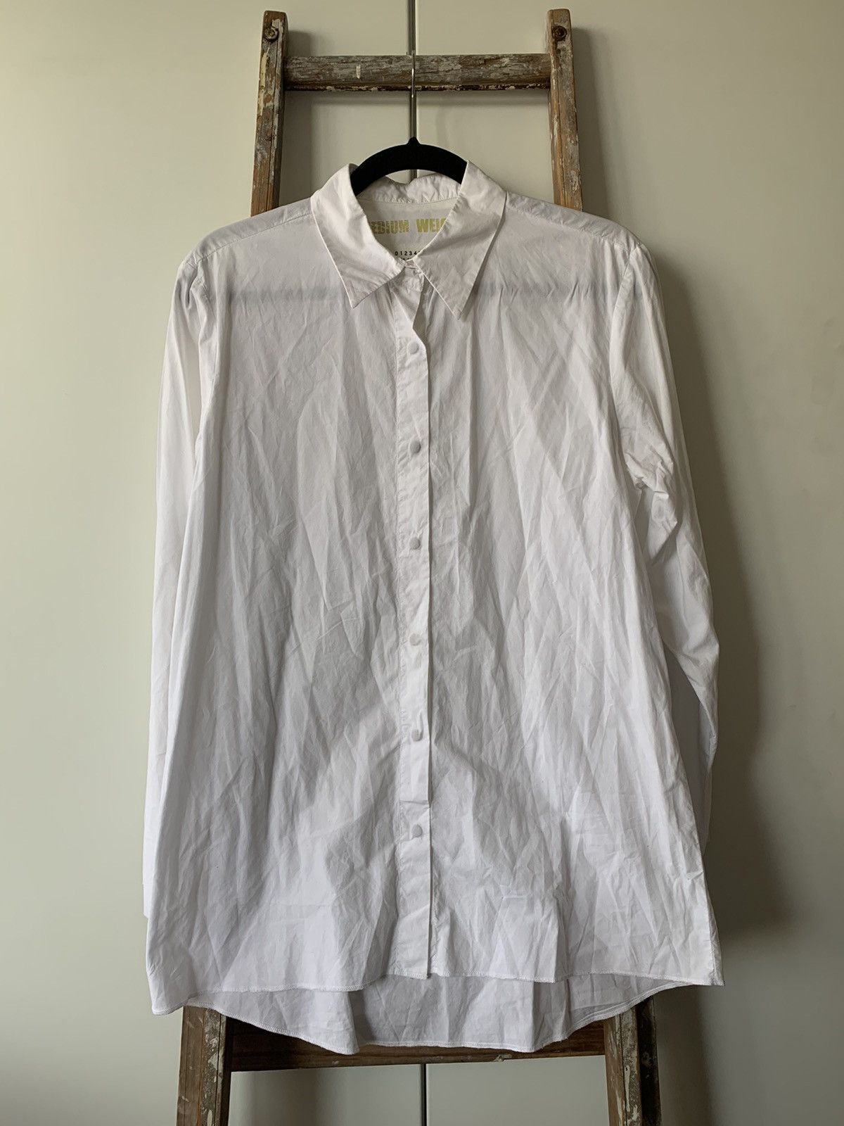 MAISON MARGIELA WHITE LONG SLEEVE MEDIUM WEIGHT SHIRT