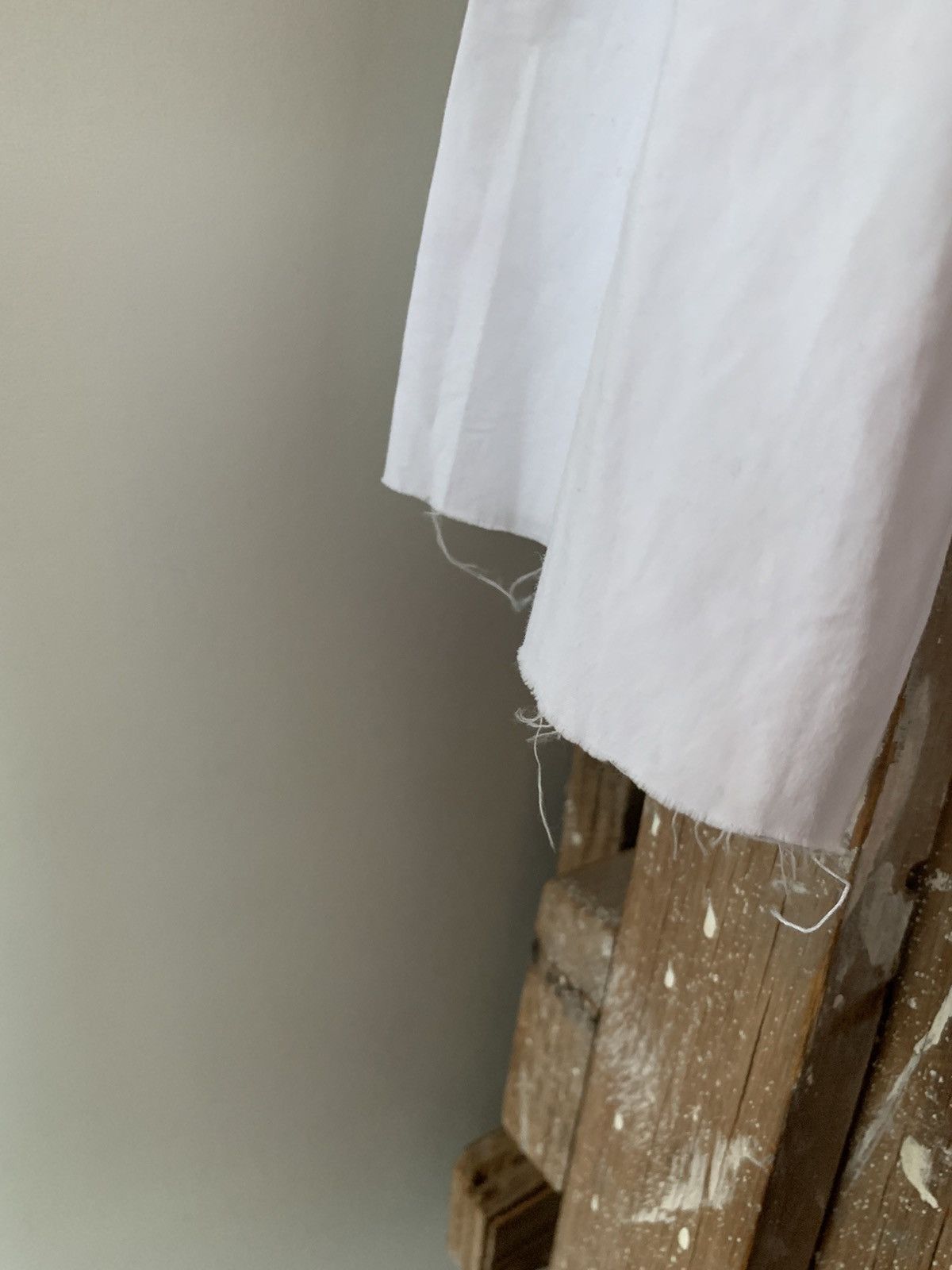 Maison Margiela MAISON MARGIELA WHITE LONG SLEEVE MEDIUM WEIGHT SHIRT Size US S / EU 44-46 / 1 - 8 Thumbnail