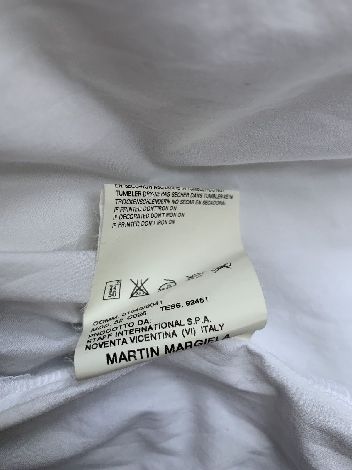 Maison Margiela MAISON MARGIELA WHITE LONG SLEEVE MEDIUM WEIGHT SHIRT Size US S / EU 44-46 / 1 - 6 Thumbnail