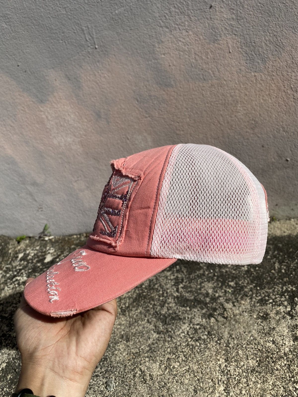 Japanese Brand Buckaroo Jeans Ripoff Chrome Hearts Pink Trucker Cap Size ONE SIZE - 4 Thumbnail