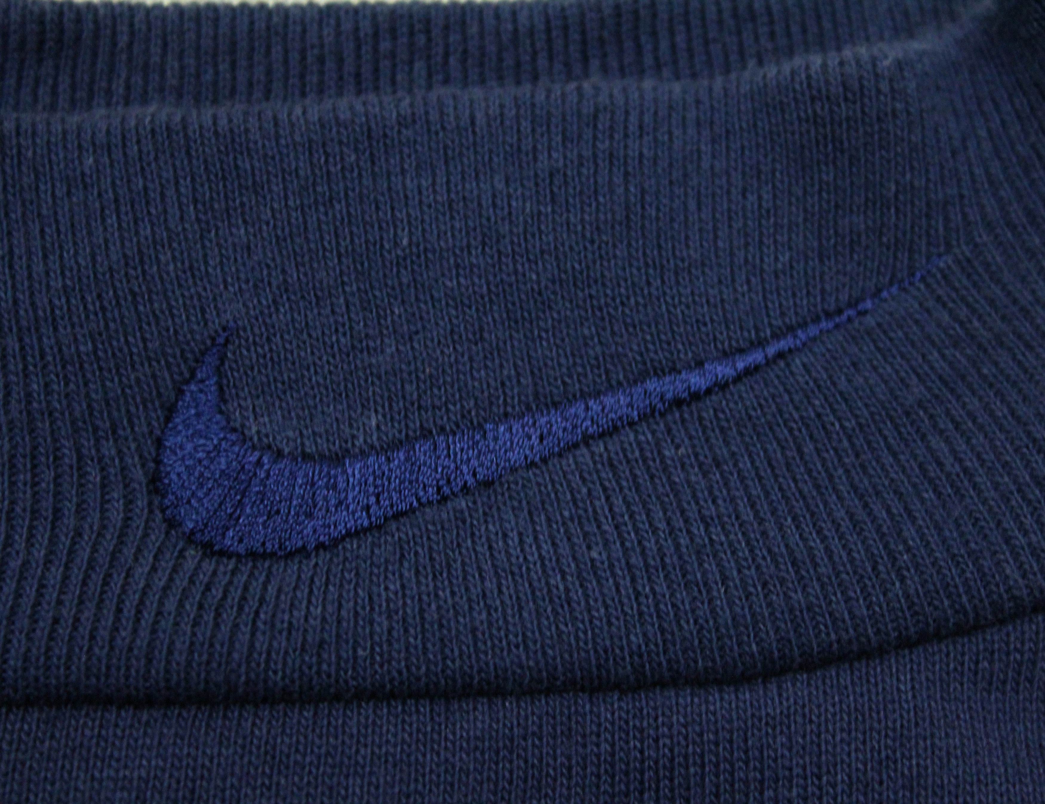 Nike × Vintage Vintage 90s Nike T Shirt Center Swoosh Heavyweight Cotton Size US M / EU 48-50 / 2 - 6 Thumbnail