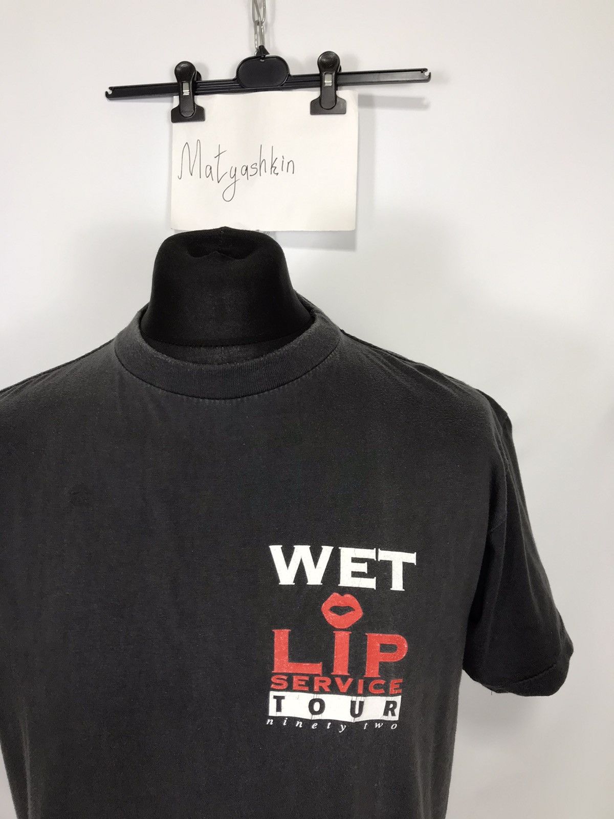 Band Tees × Lip Service × Vintage Vintage Lip Service tour 1992 t-shirt Size US L / EU 52-54 / 3 - 3 Thumbnail