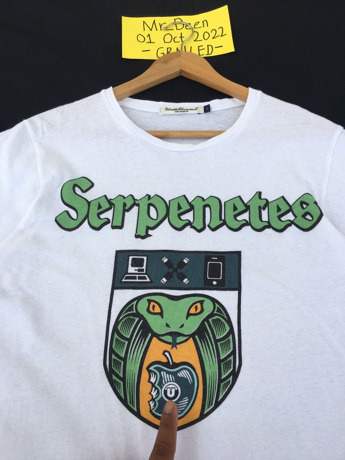 Undercover Undercoverism Serpenetes Early 2000s White T-Shirt Size US S / EU 44-46 / 1 - 9 Thumbnail