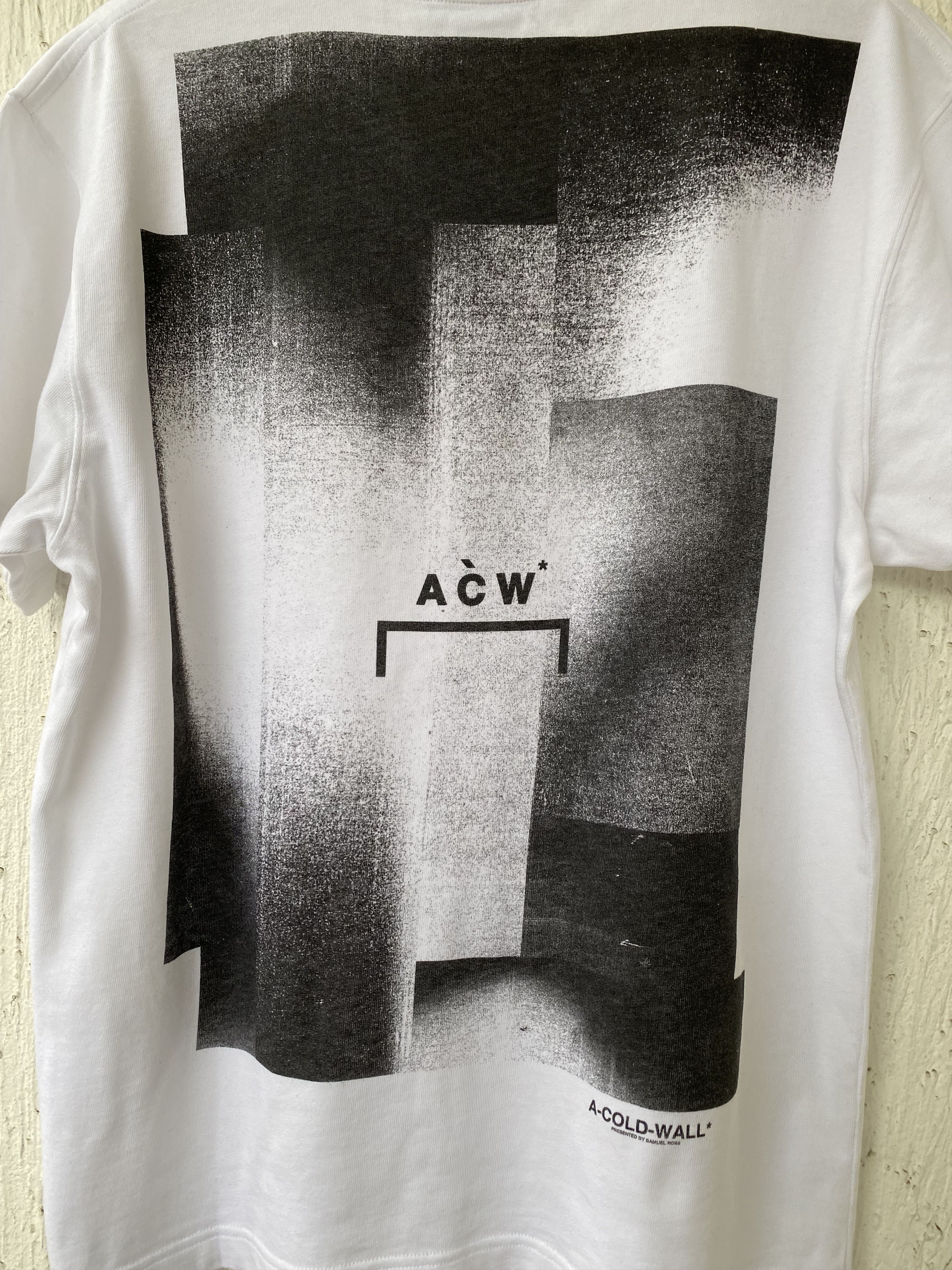 A-COLD-WALL* BNWT SIGNATURE GRAPHIC BACK PRINT TEE Size US M / EU 48-50 / 2 - 3 Thumbnail