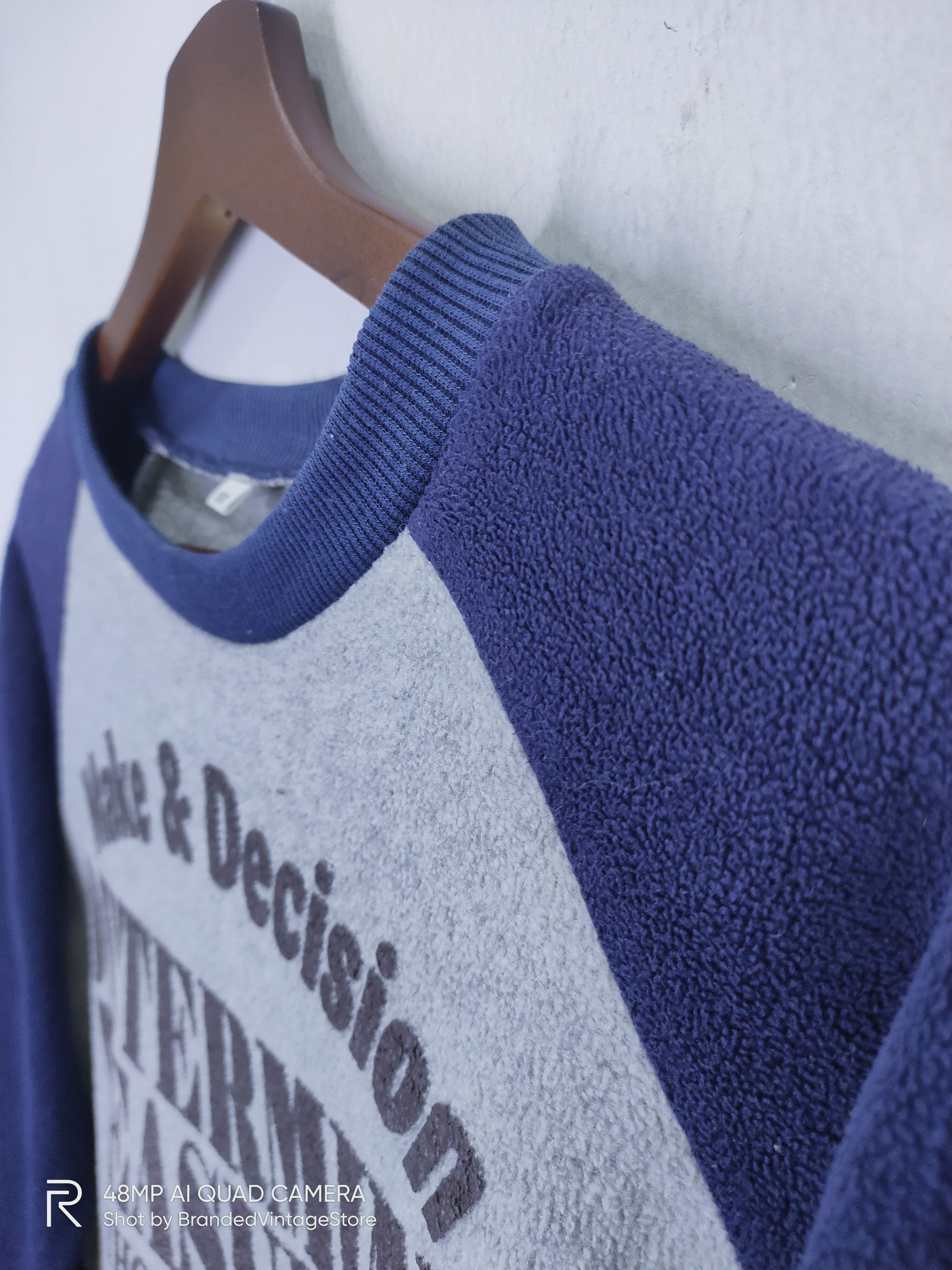 Japanese Brand Vintage Fleece Leather Graphic Sweatshirt LongSleeve Tshirt Size US M / EU 48-50 / 2 - 5 Thumbnail