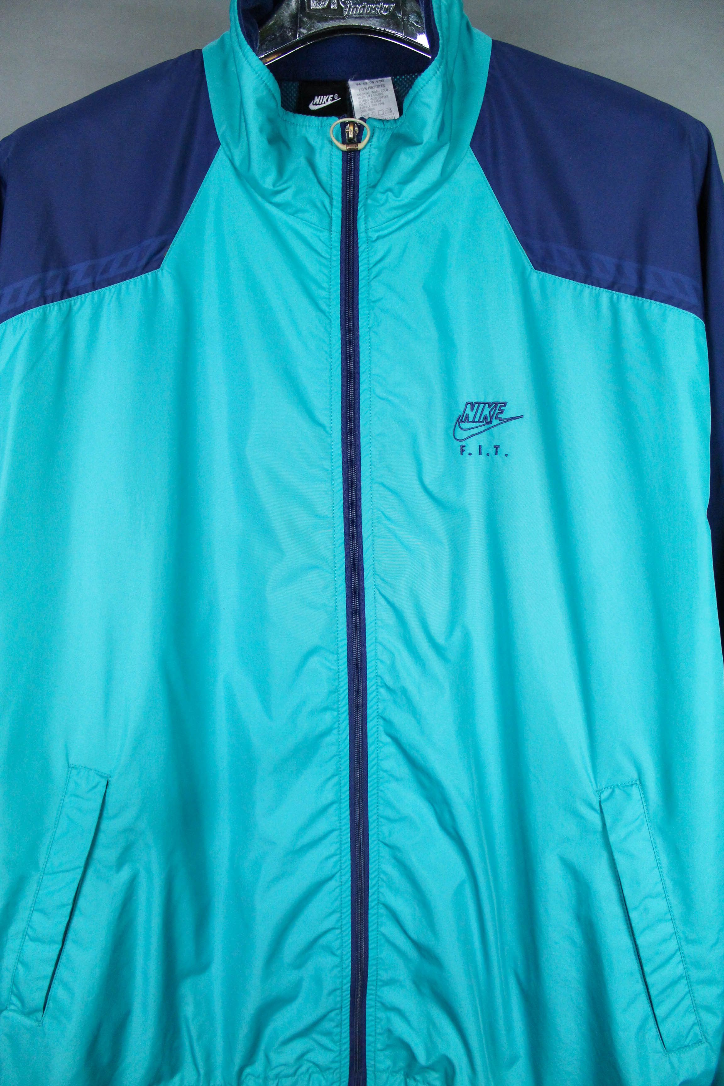 Nike Nike FIT Vintage 90s Light Tail Wind Oversized Nylon Jacket Size US L / EU 52-54 / 3 - 3 Thumbnail