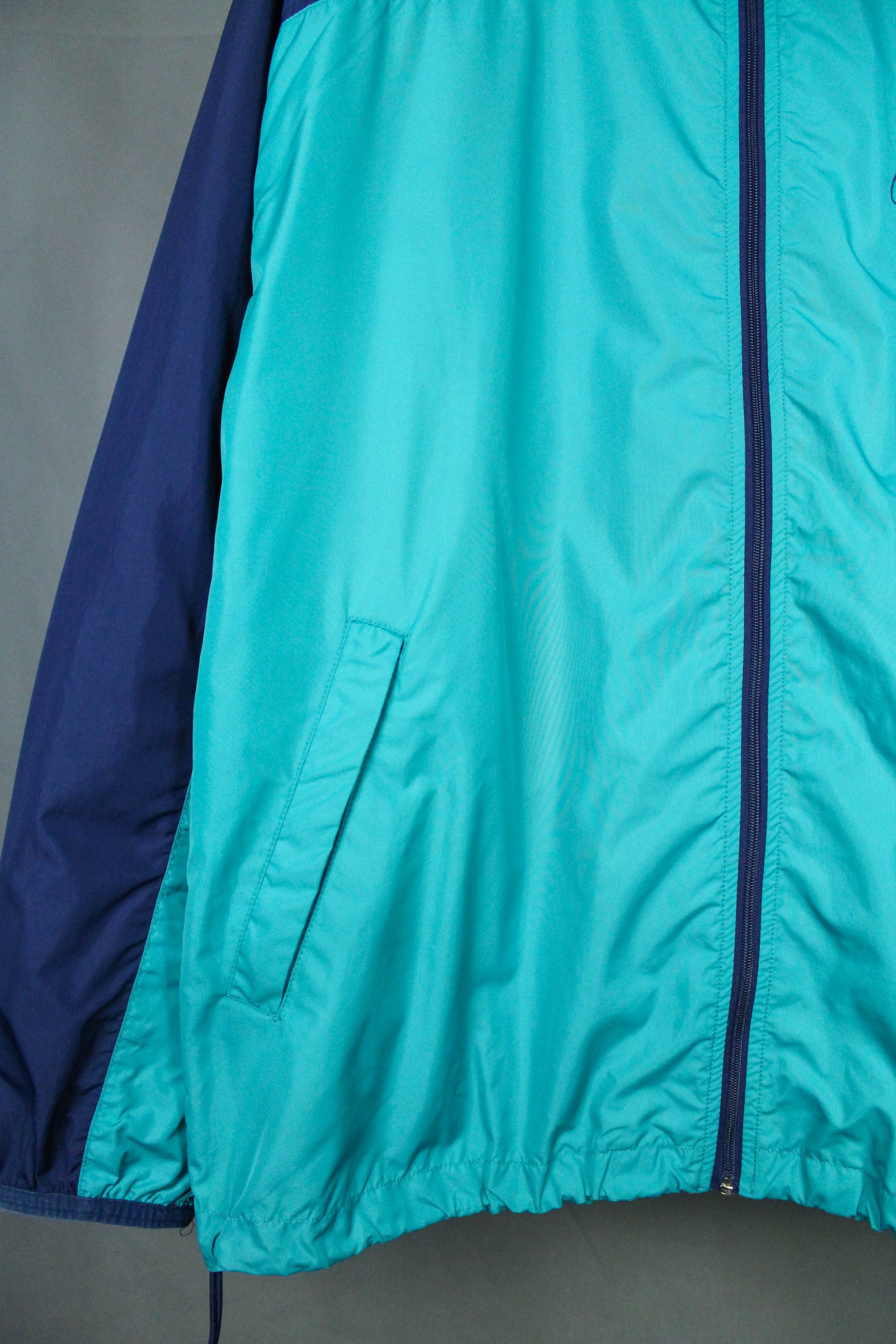 Nike Nike FIT Vintage 90s Light Tail Wind Oversized Nylon Jacket Size US L / EU 52-54 / 3 - 6 Thumbnail