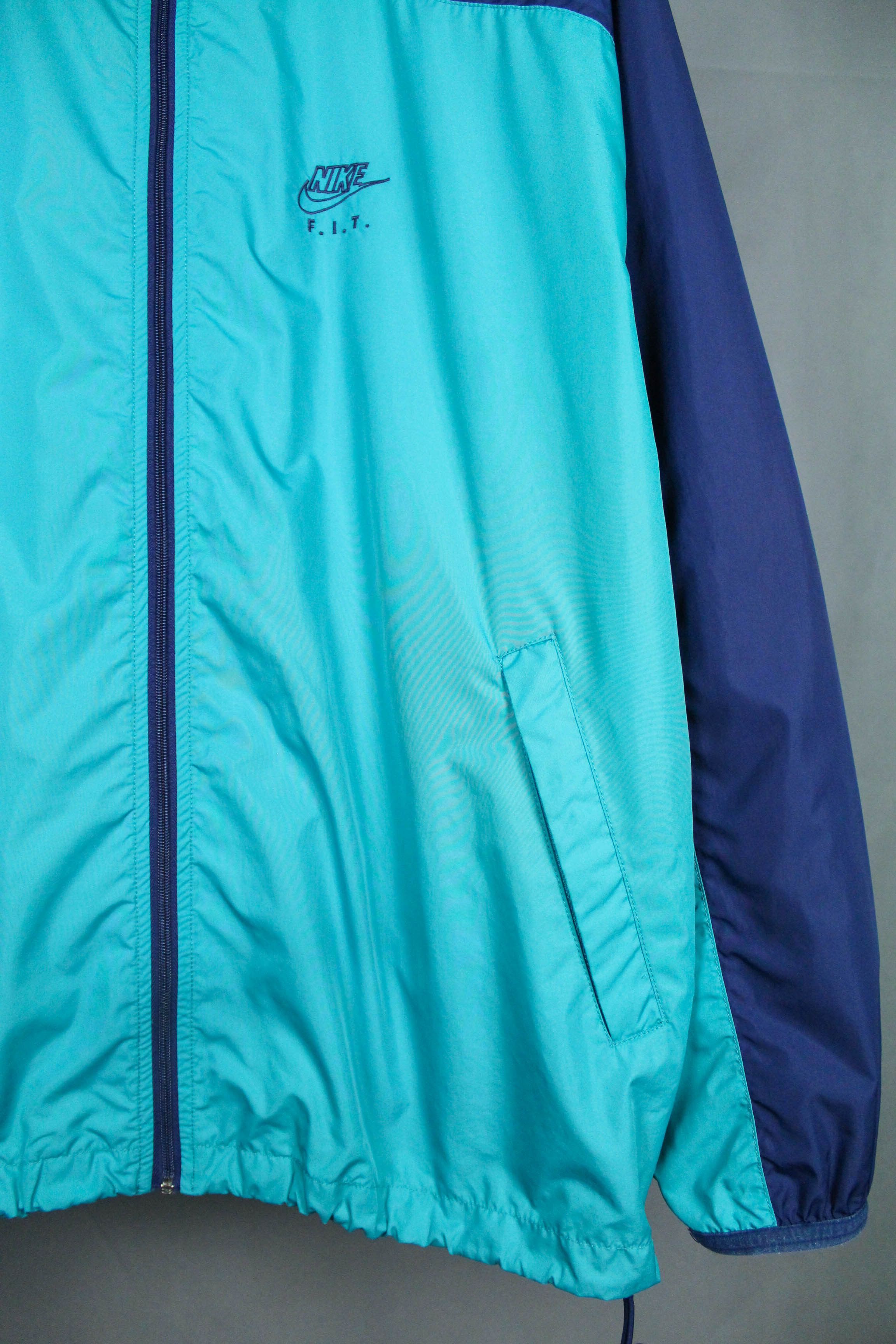 Nike Nike FIT Vintage 90s Light Tail Wind Oversized Nylon Jacket Size US L / EU 52-54 / 3 - 5 Thumbnail