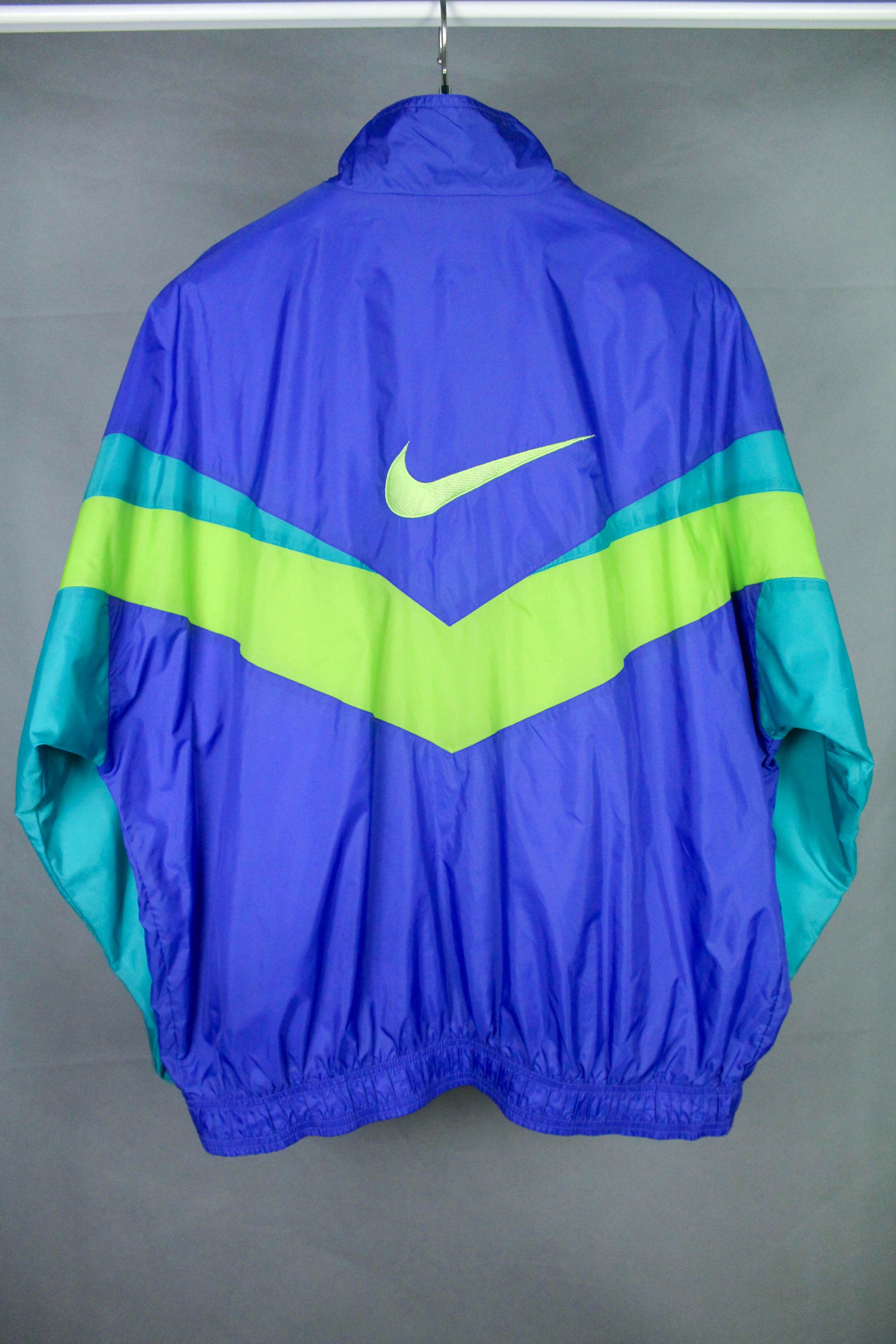 Nike Nike Vintage 90's Big Logo Oversized Lght Nylon Acid Jacket Size US L / EU 52-54 / 3 - 1 Thumbnail