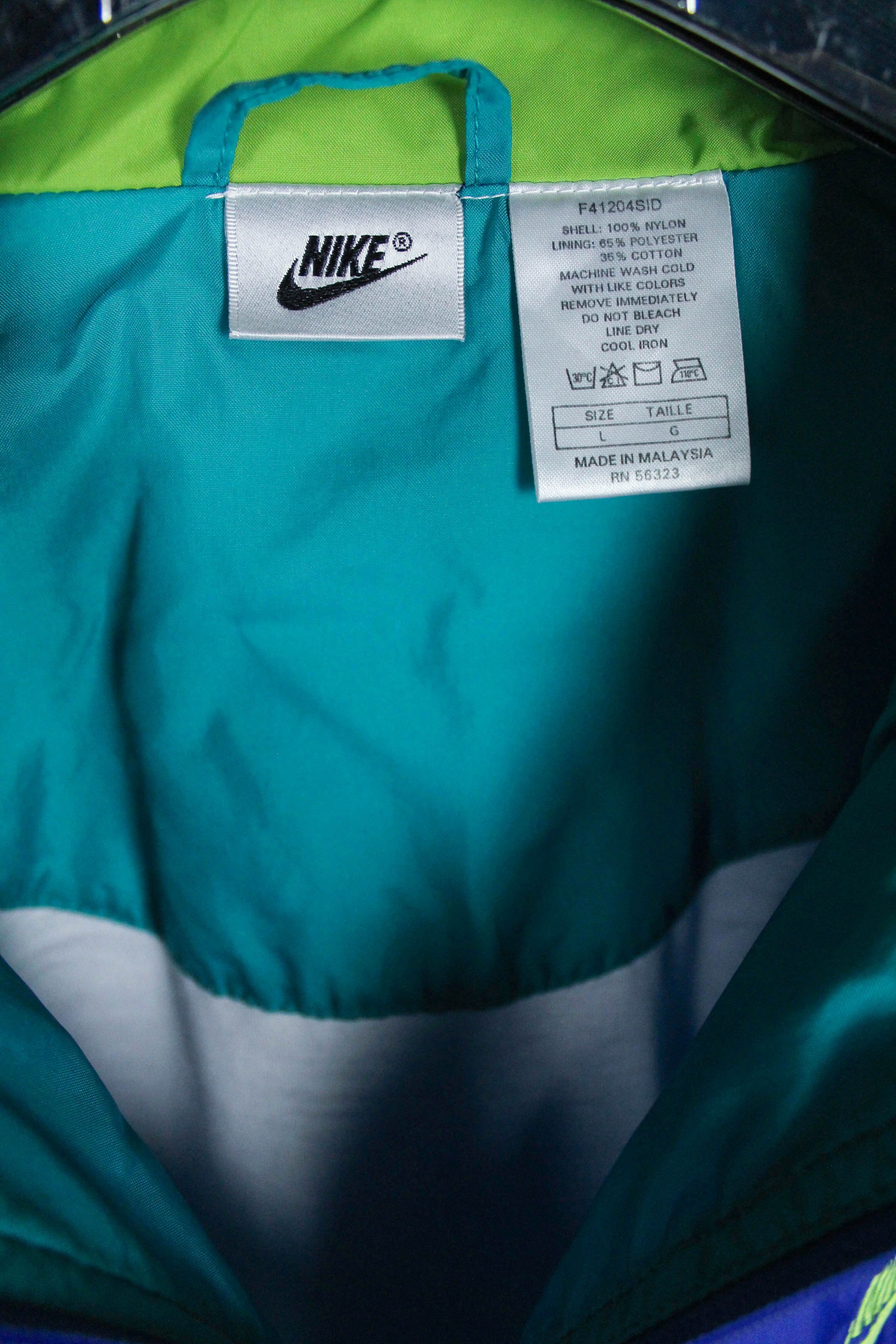 Nike Nike Vintage 90's Big Logo Oversized Lght Nylon Acid Jacket Size US L / EU 52-54 / 3 - 9 Thumbnail