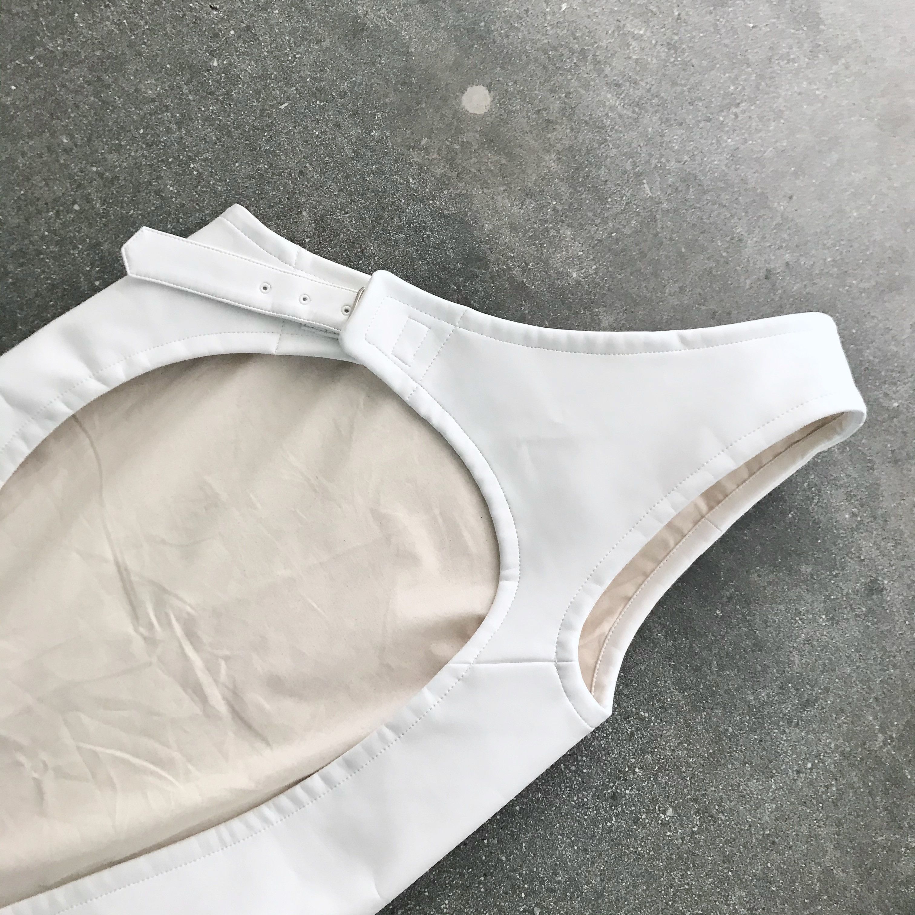 Comme des Garcons Homme Plus HOMME PLUS AD2018 BELTED CURVILINEAR VEST- SMALL Size US S / EU 44-46 / 1 - 2 Thumbnail