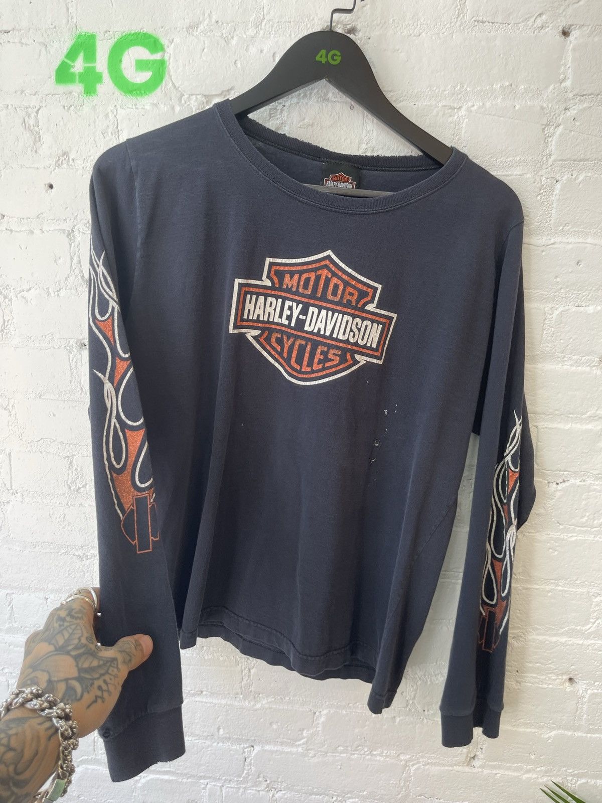 Harley Davidson × Vintage Vintage THRASHED Harley Davidson Flame Sleeve Shirt Small Size US S / EU 44-46 / 1 - 1 Thumbnail