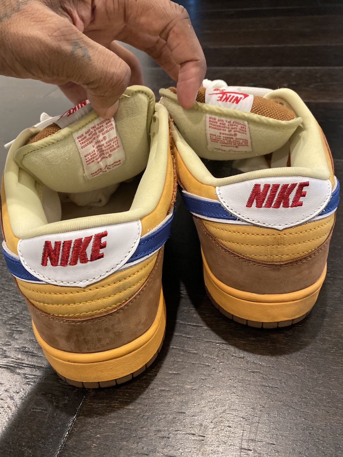 Nike Dunk Low SB Premium Newcastle Brown Ale 2008 Size US 13 / EU 46 - 9 Thumbnail