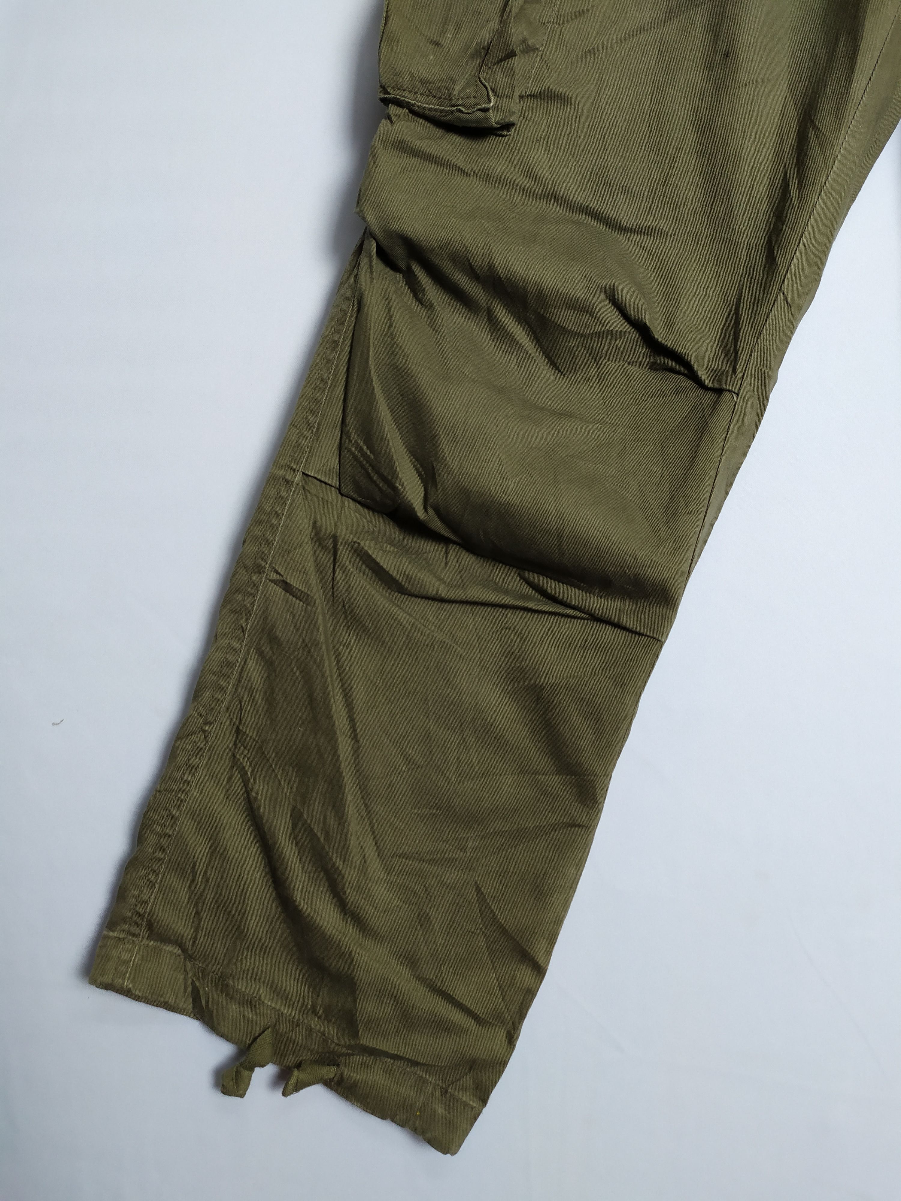 Japanese Brand VINTAGE JAPANESE FADED BONDAGE CARGO PANTS Size US 30 / EU 46 - 6 Thumbnail