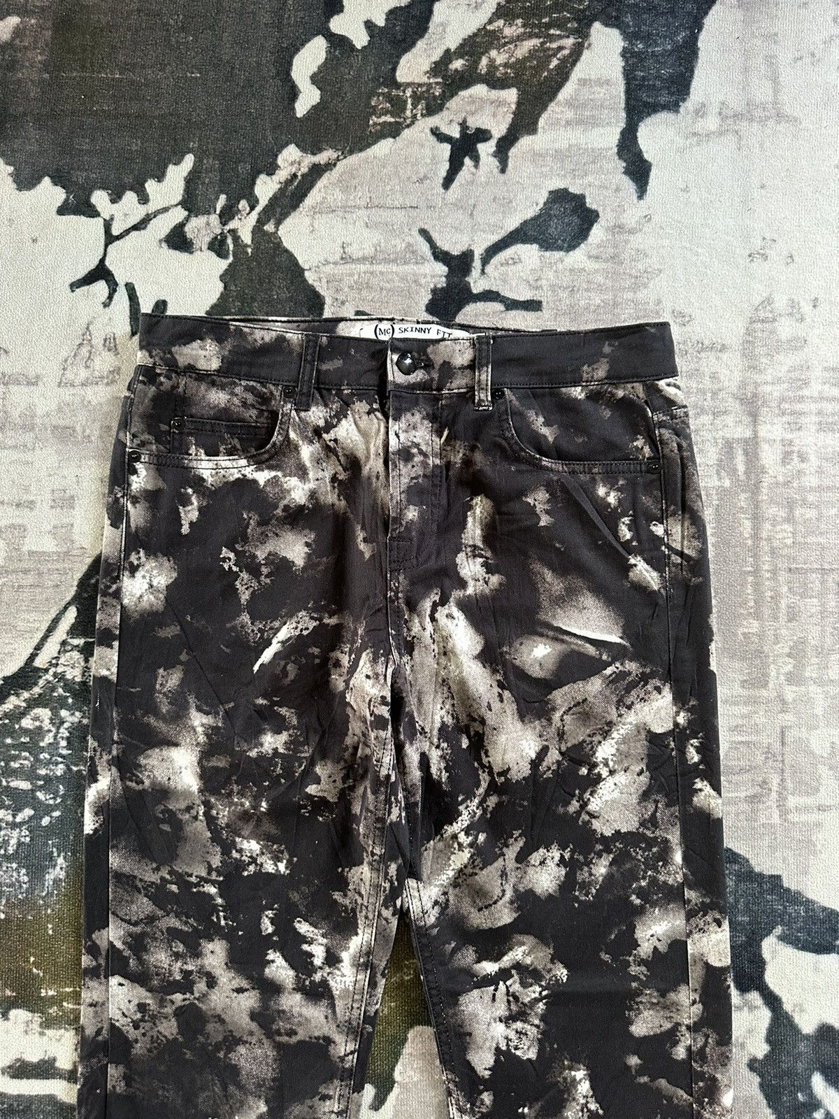 Alexander McQueen 2014 Alexander McQueen bleached skinny fit Size US 32 / EU 48 - 2 Thumbnail