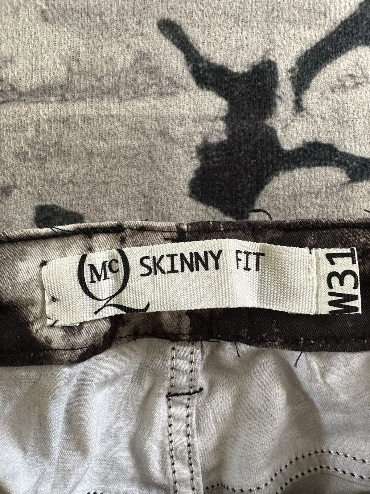 Alexander McQueen 2014 Alexander McQueen bleached skinny fit Size US 32 / EU 48 - 4 Thumbnail