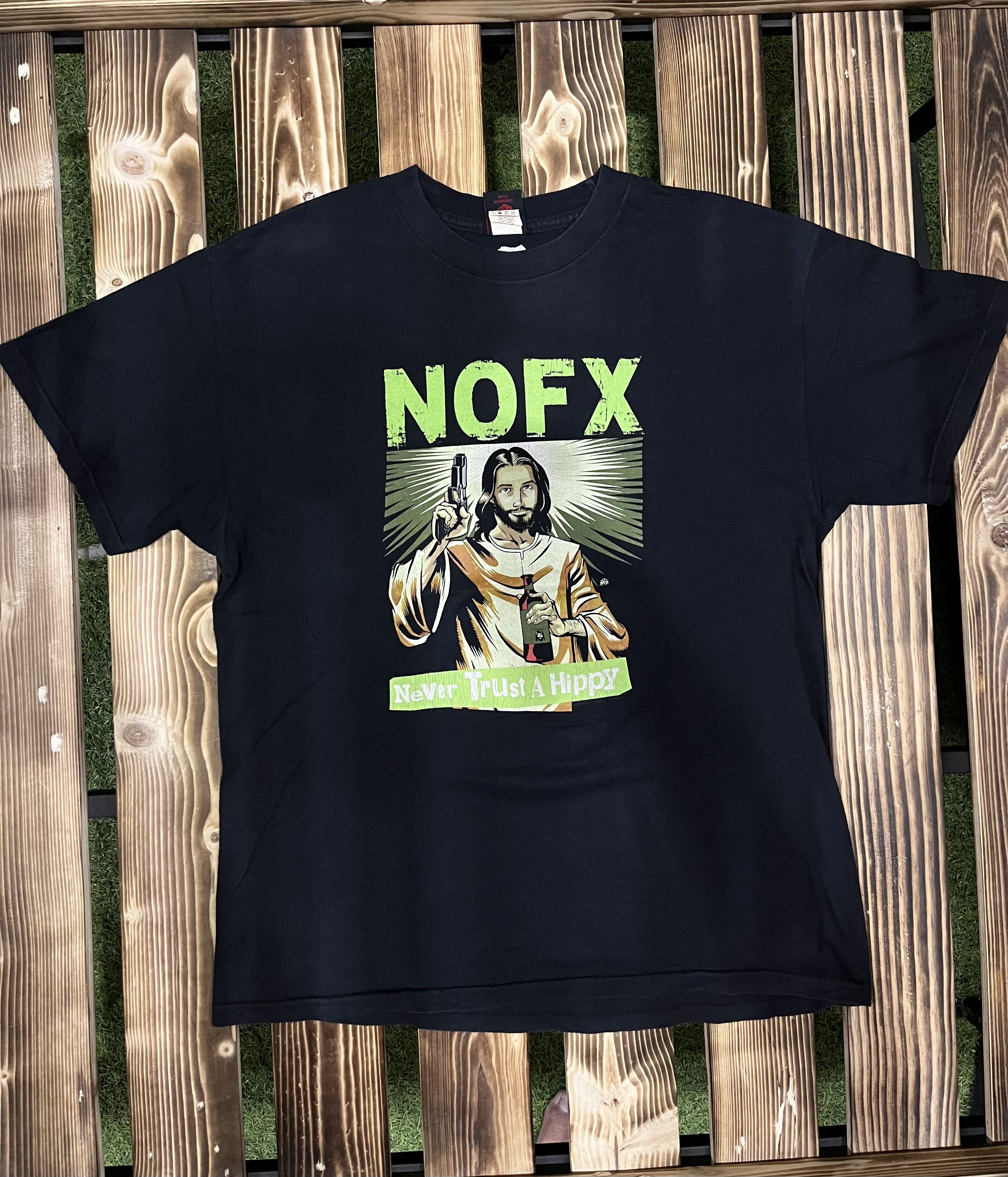 VINTAGE 00's NOFX JESUS PARODY BAND TEE
