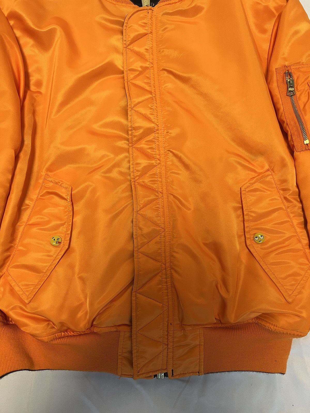 Vetements Vetements SS18 Homme Emoji Bomber Reversible Sz. S Fit Big Size US S / EU 44-46 / 1 - 18 Thumbnail