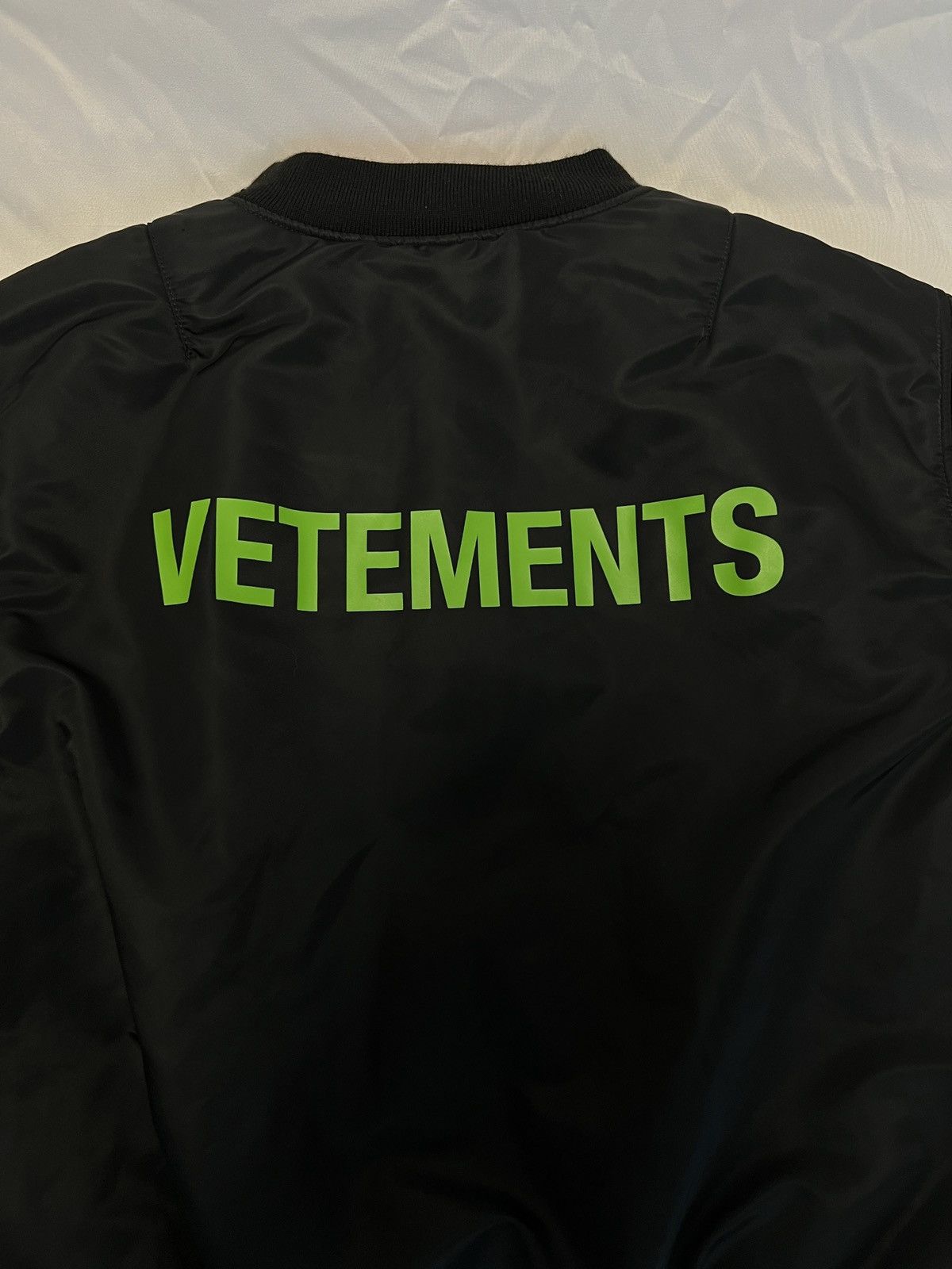 Vetements Vetements SS18 Homme Emoji Bomber Reversible Sz. S Fit Big Size US S / EU 44-46 / 1 - 4 Thumbnail