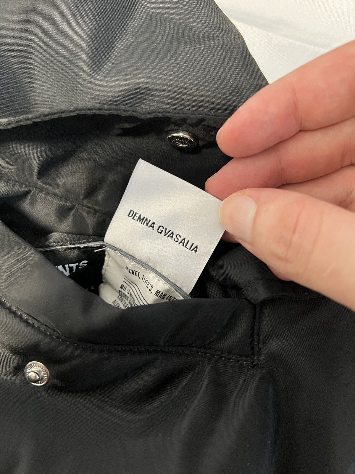 Vetements Vetements SS18 Homme Emoji Bomber Reversible Sz. S Fit Big Size US S / EU 44-46 / 1 - 10 Thumbnail