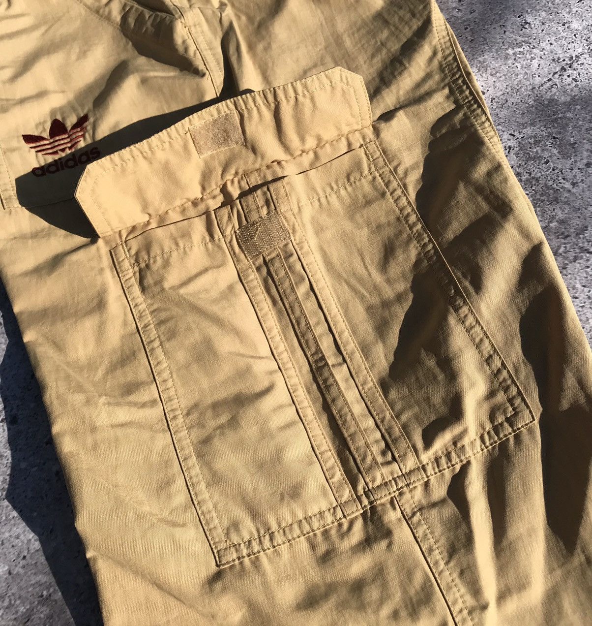 Adidas Adidas VintageY2K Cargo Shorts Size US 28 / EU 44 - 8 Thumbnail