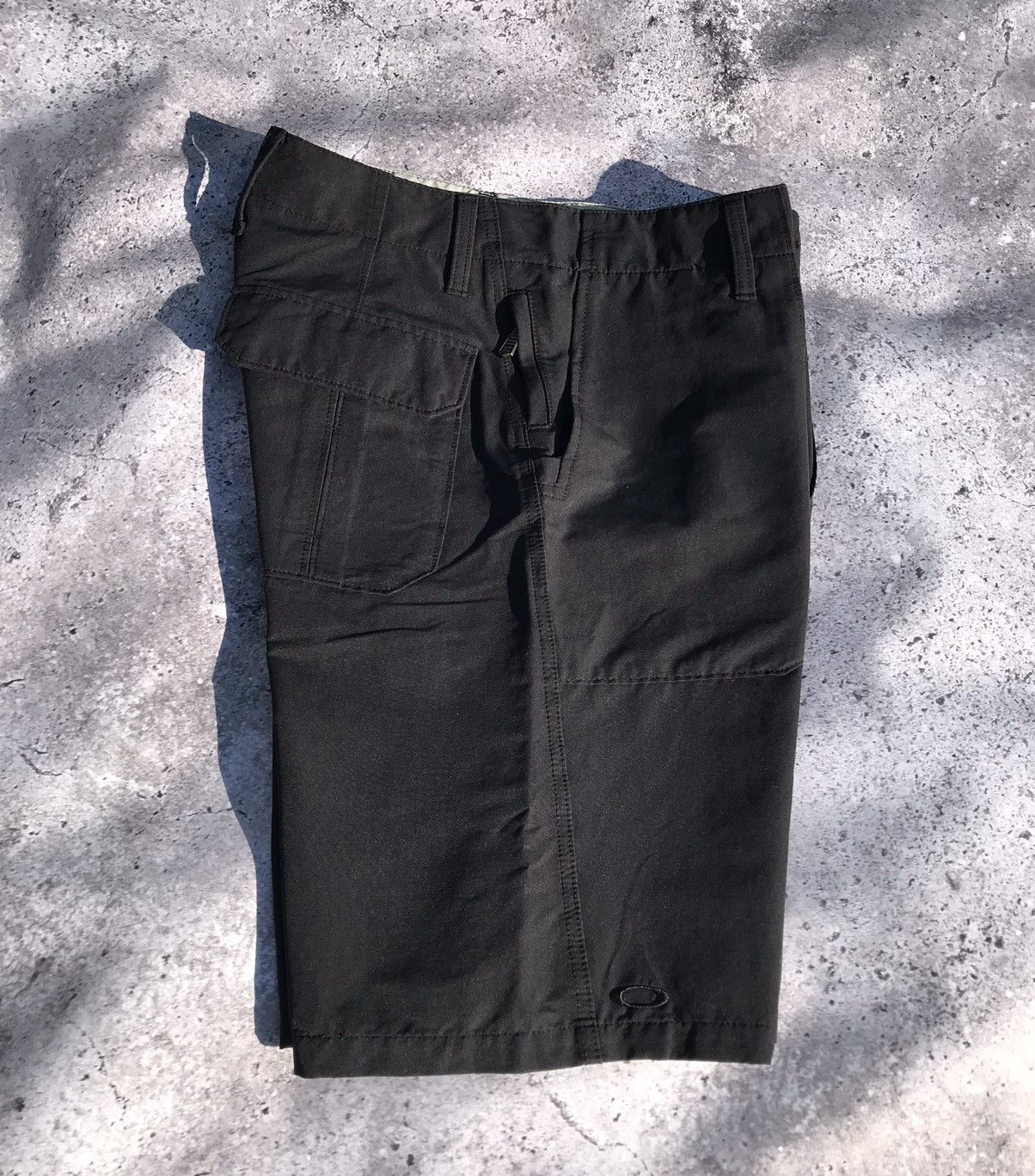 Oakley × Vintage Oakley Vintage Nylon Shorts Size US 32 / EU 48 - 7 Thumbnail