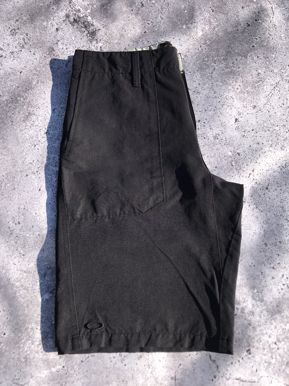 Oakley × Vintage Oakley Vintage Nylon Shorts Size US 32 / EU 48 - 5 Thumbnail
