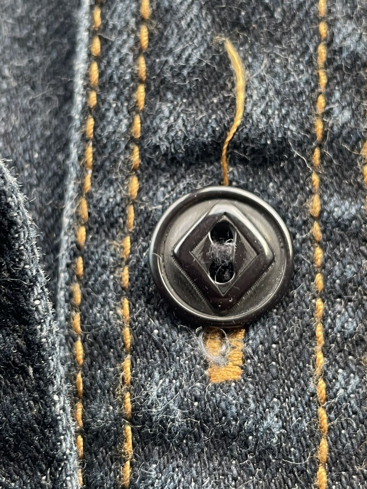 Japanese Brand Thread Denim Shirt Size US M / EU 48-50 / 2 - 14 Thumbnail